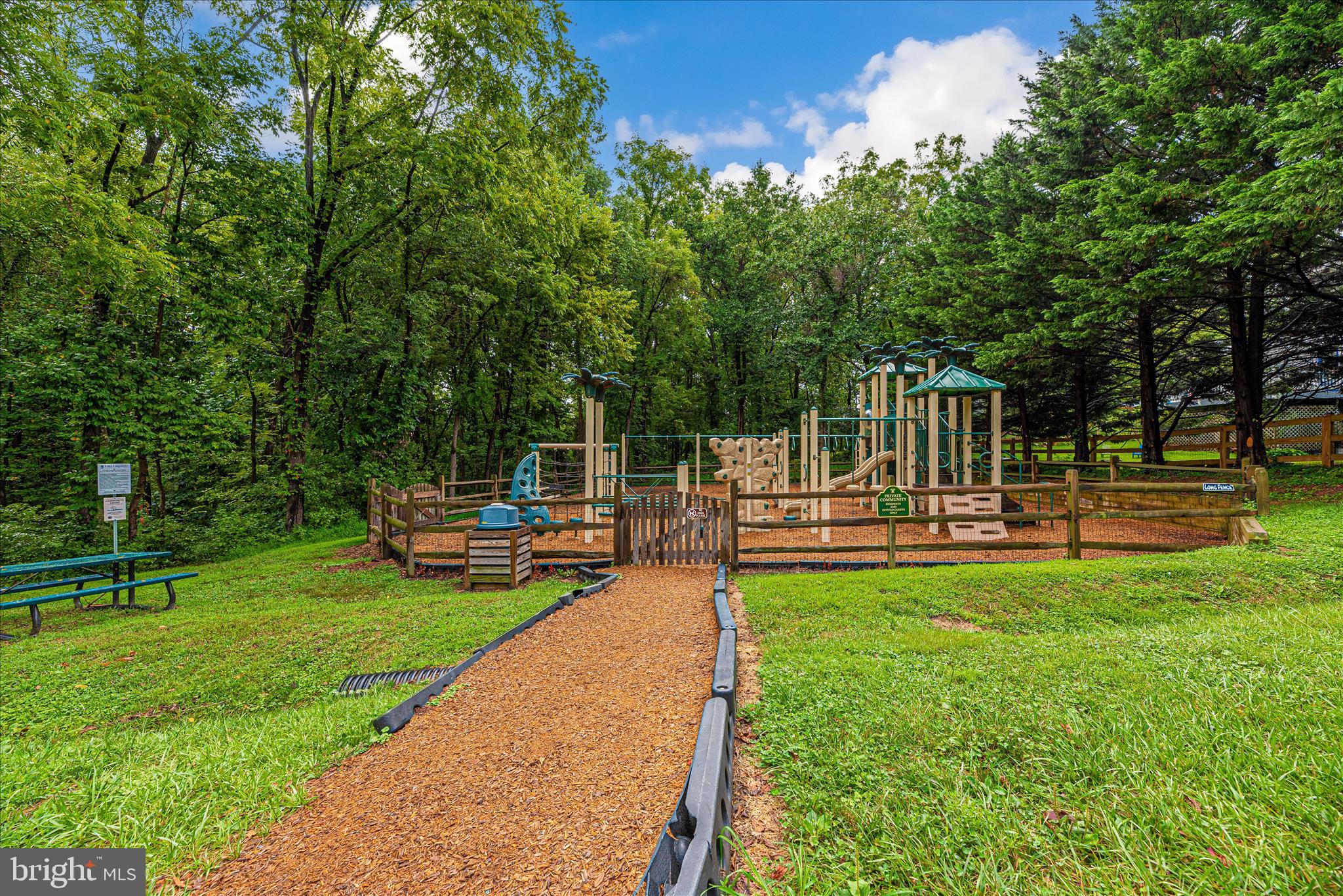 THE MEADOWS - Residential