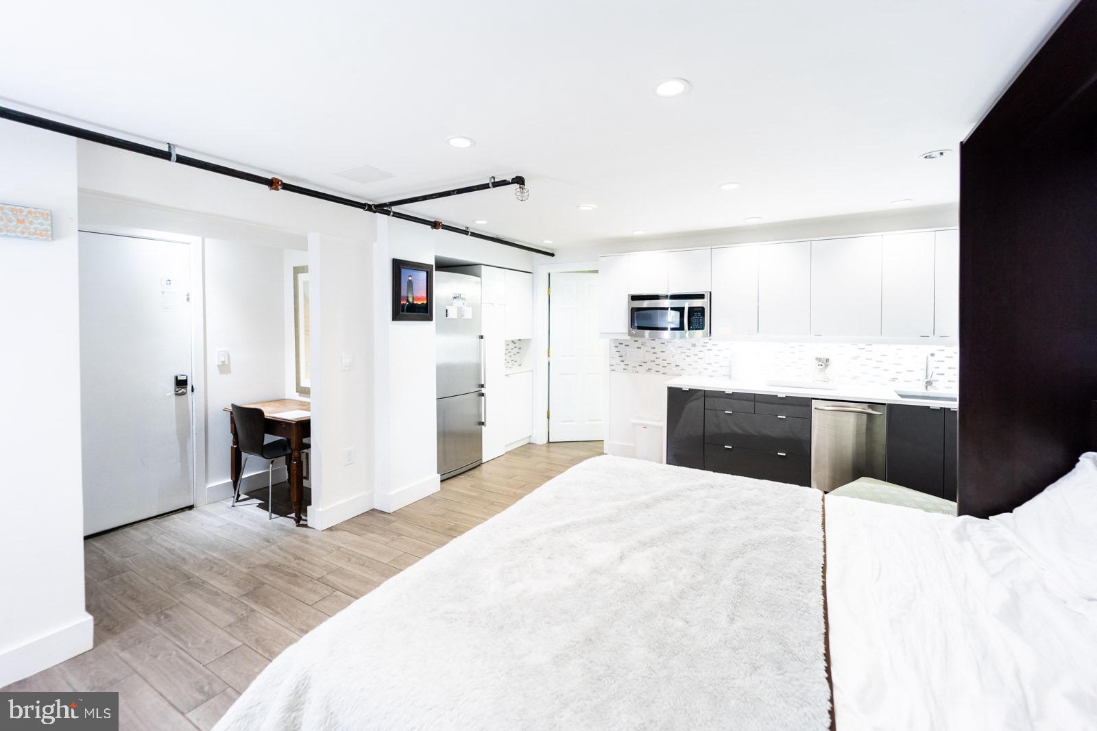 ENCAMPMENT GROUNDS - Residential