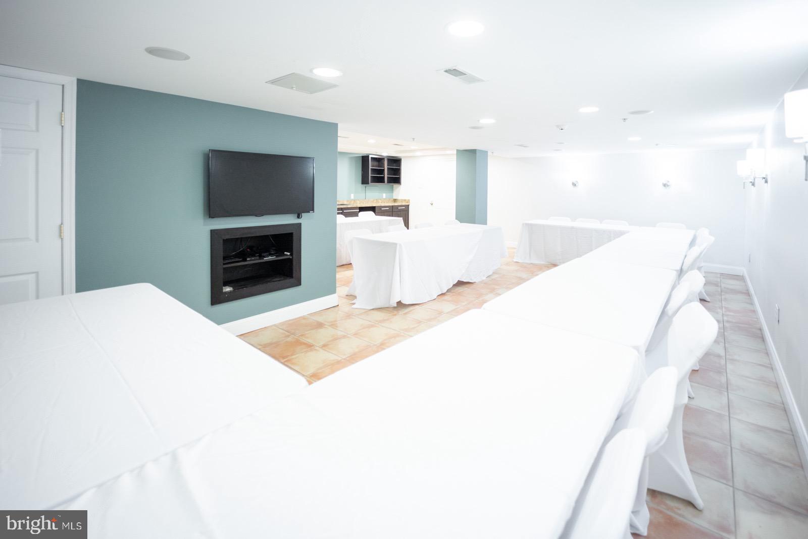 ENCAMPMENT GROUNDS - Residential