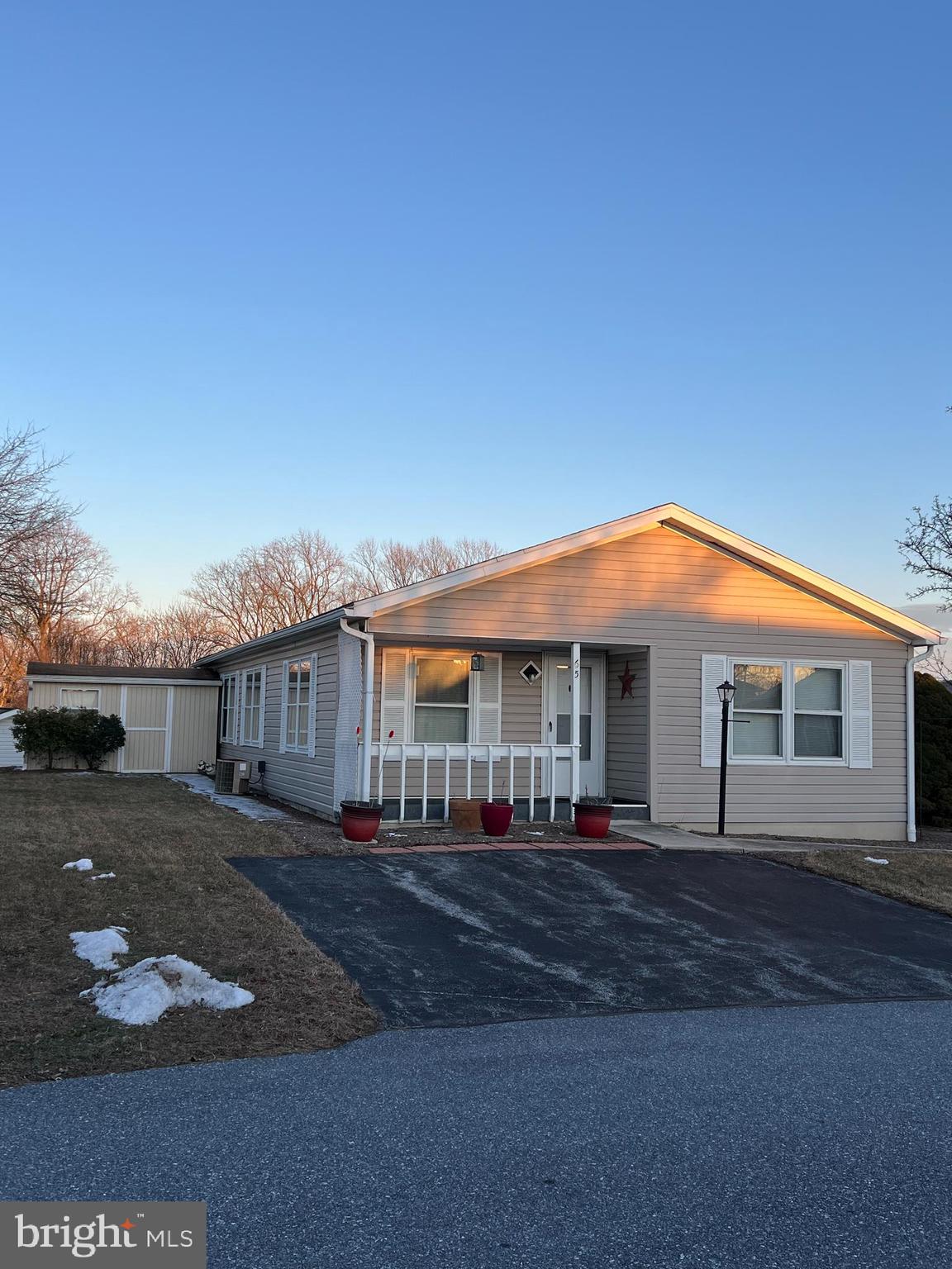 WESTVIEW TERRACE - Residential