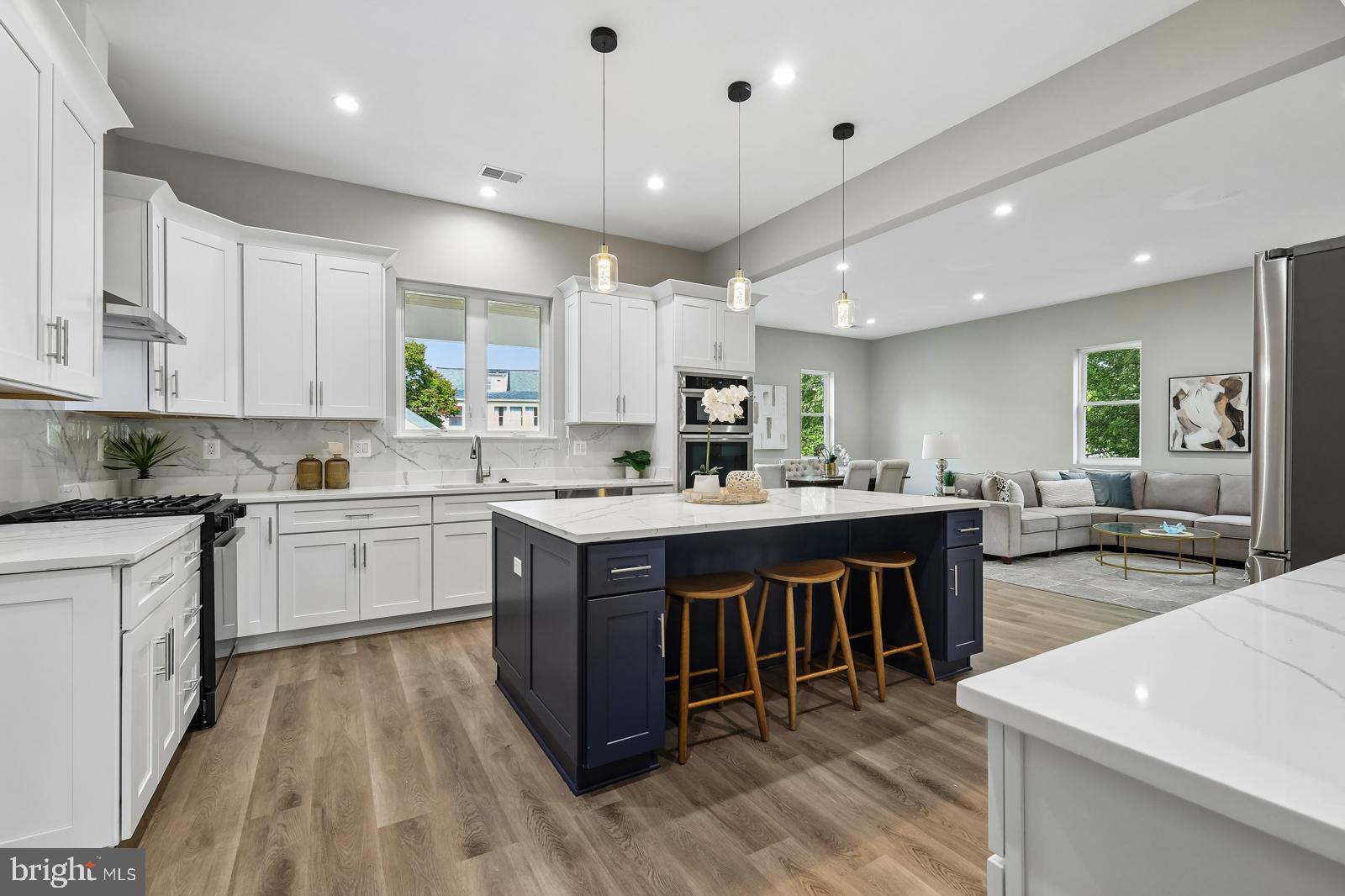 BRANDON VILLAGE - Residential