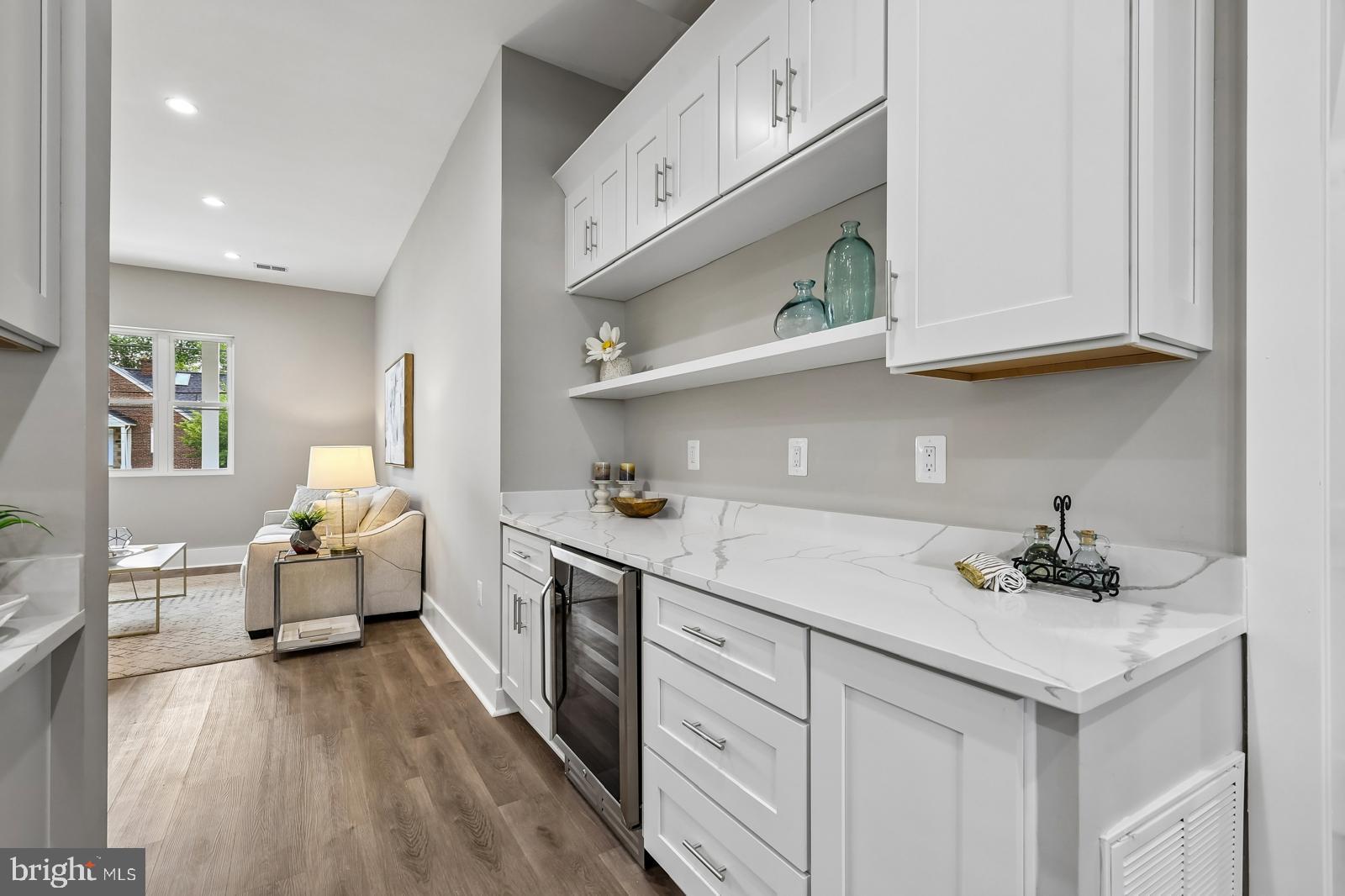 BRANDON VILLAGE - Residential