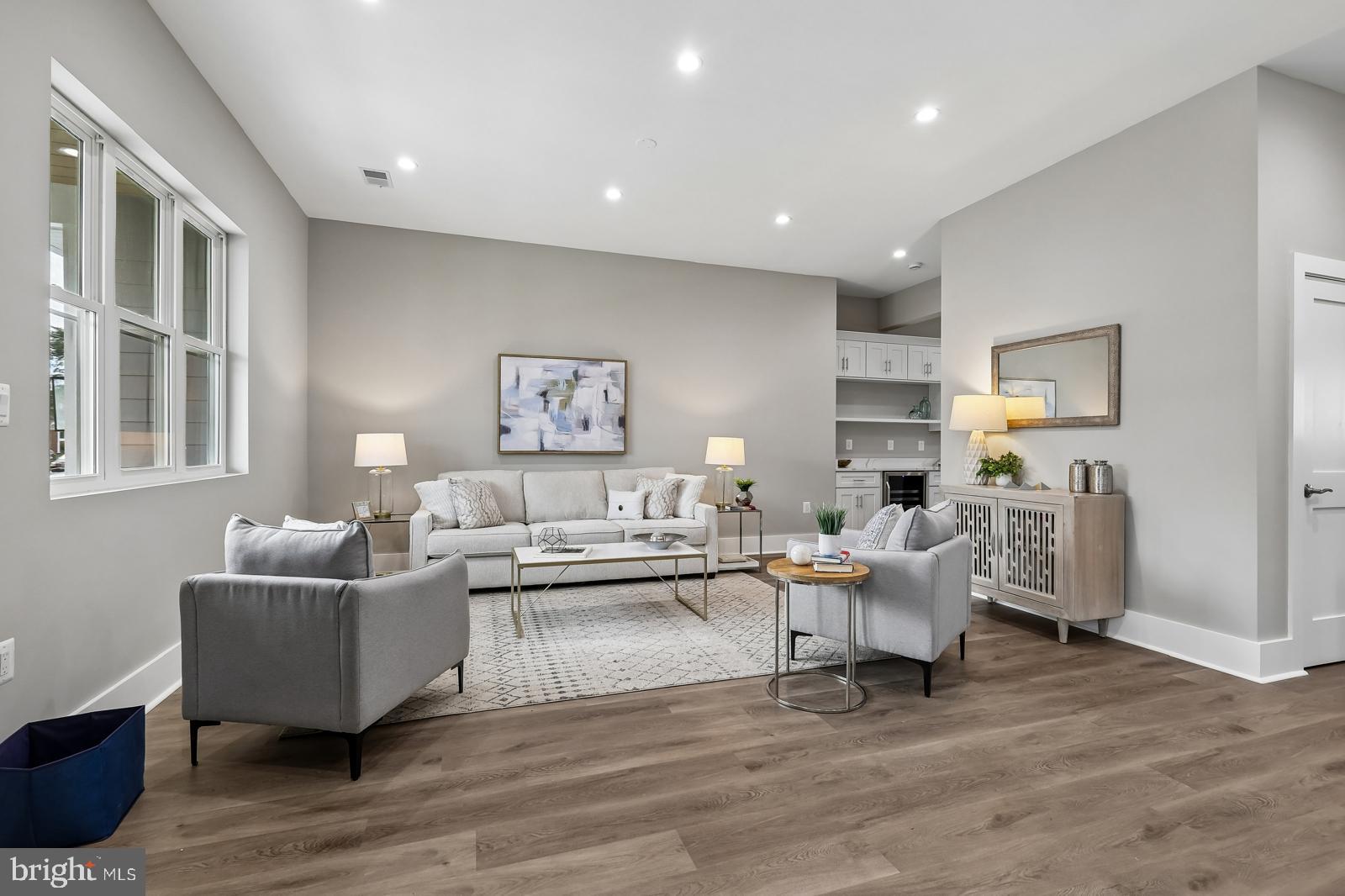 BRANDON VILLAGE - Residential