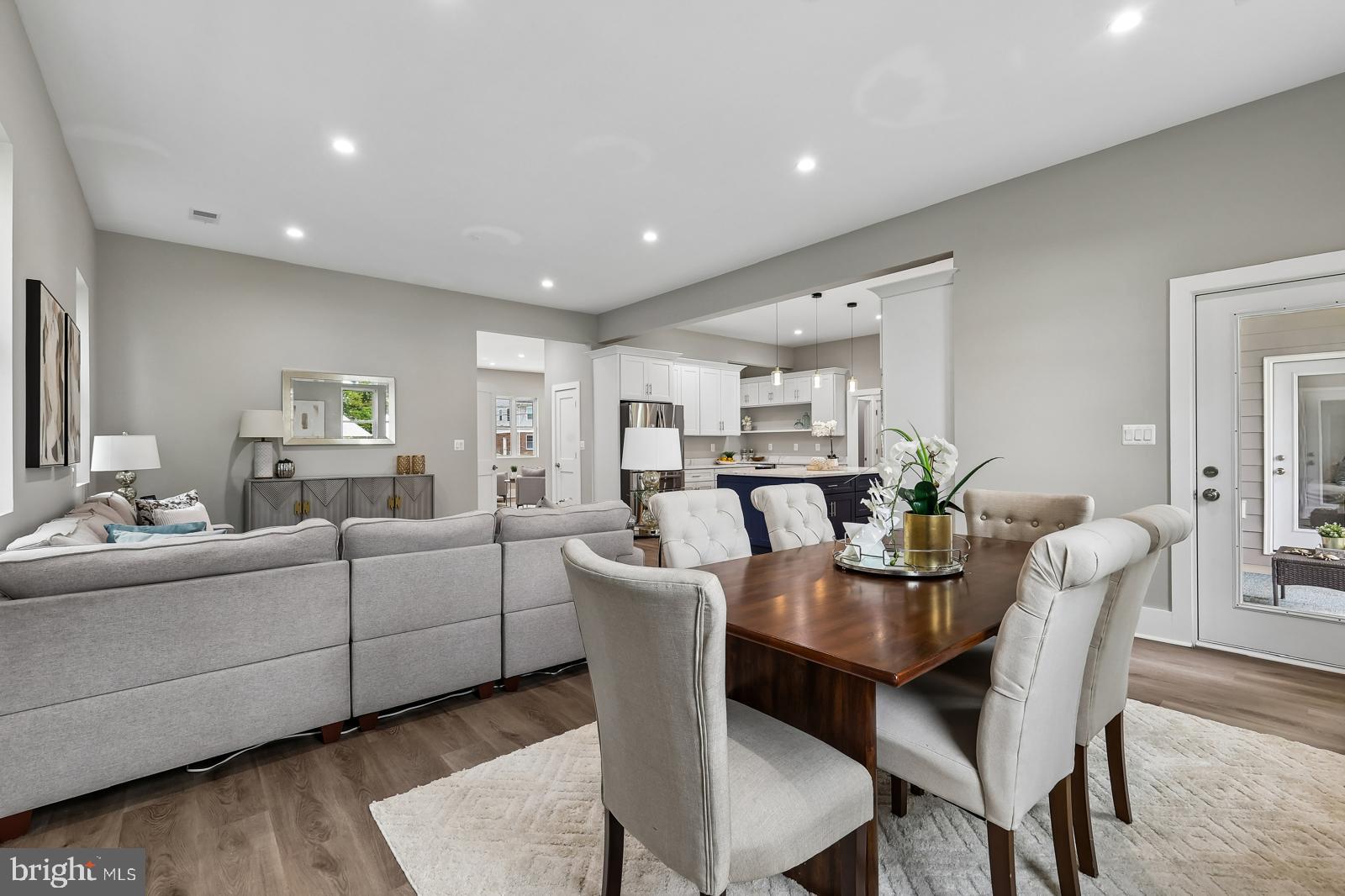 BRANDON VILLAGE - Residential