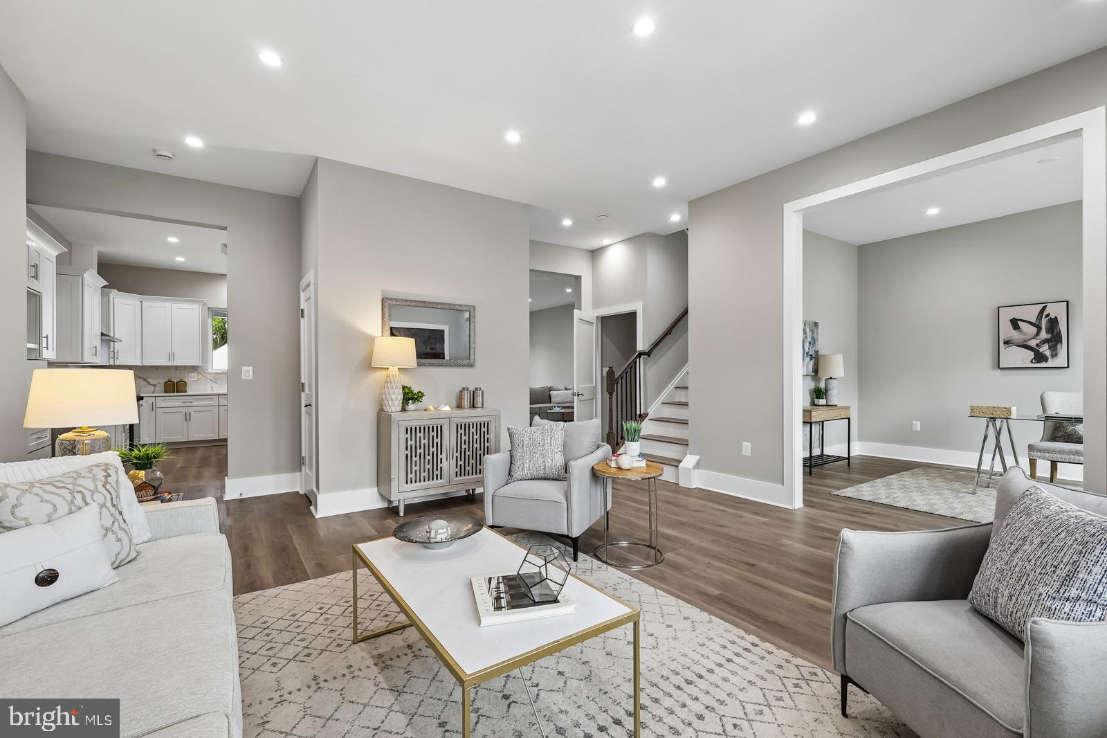 BRANDON VILLAGE - Residential