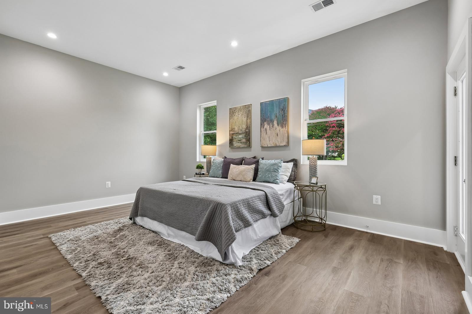 BRANDON VILLAGE - Residential