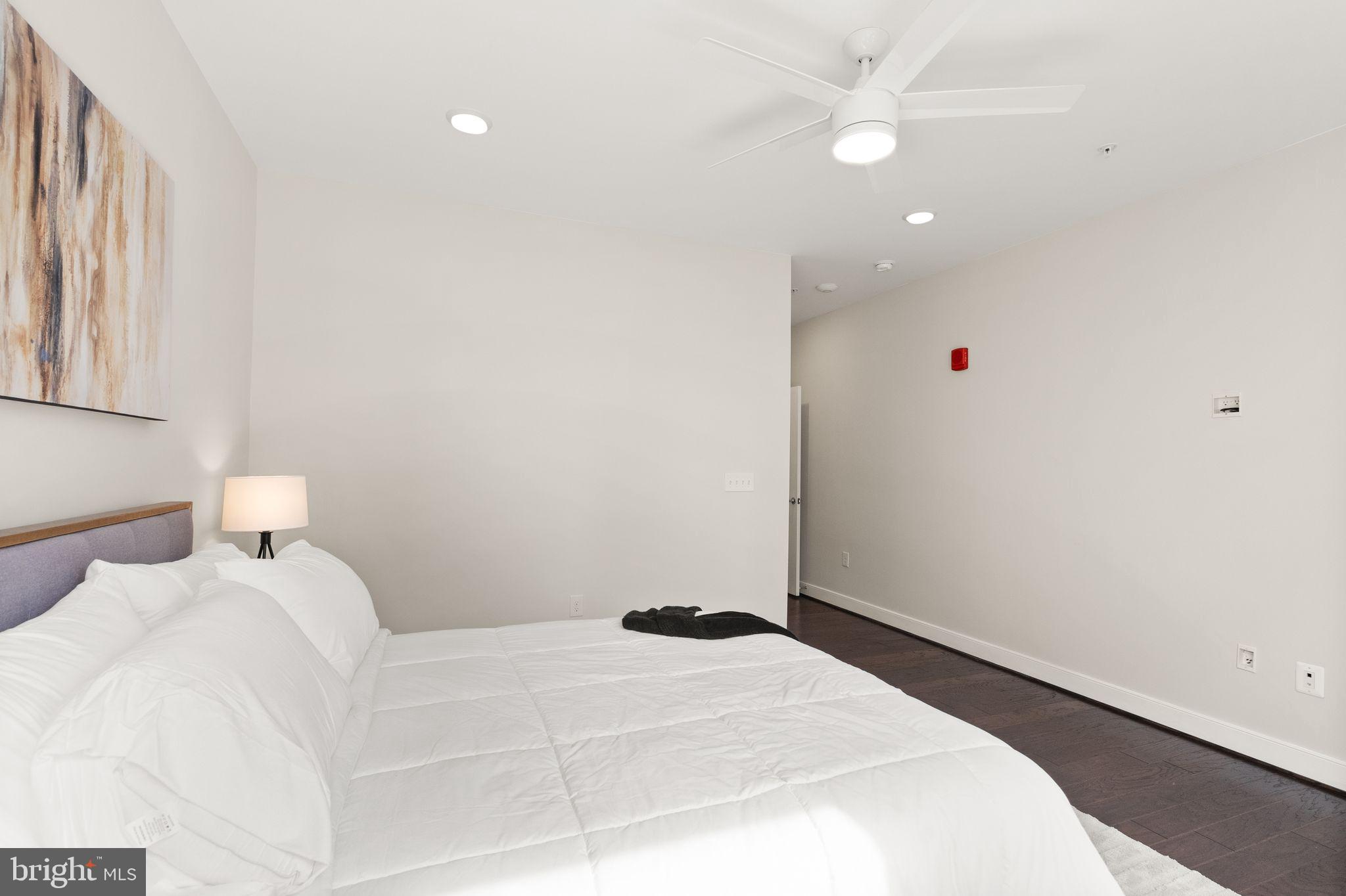 RESTON STATION - Residential