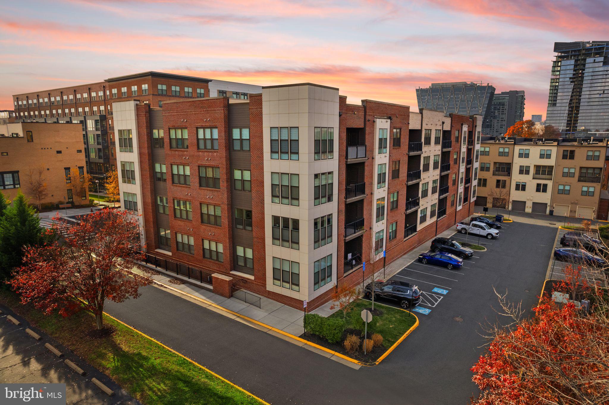 RESTON STATION - Residential