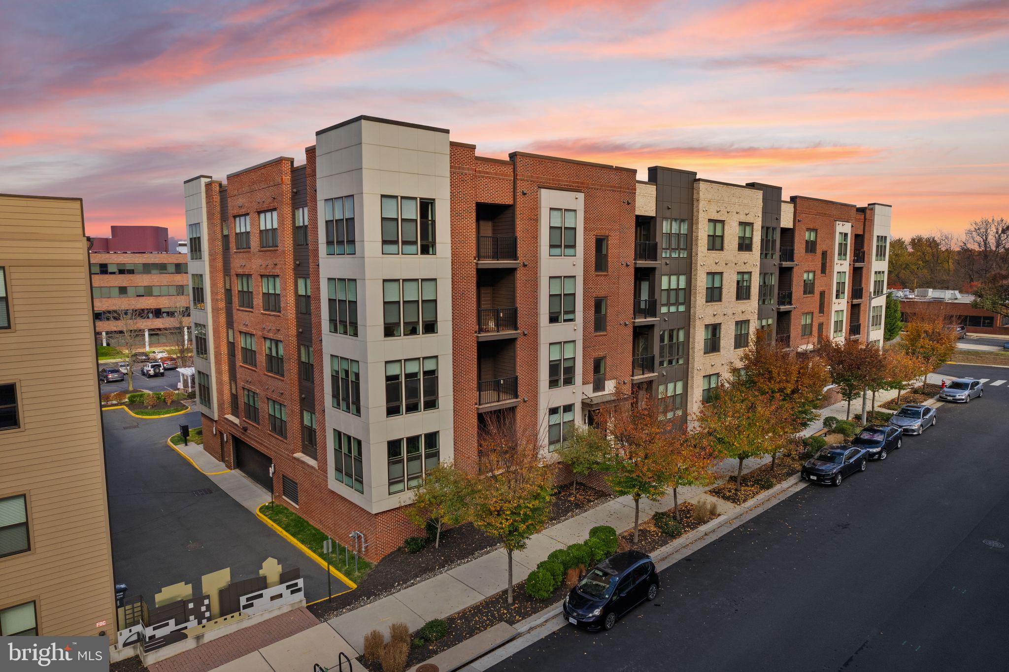 RESTON STATION - Residential