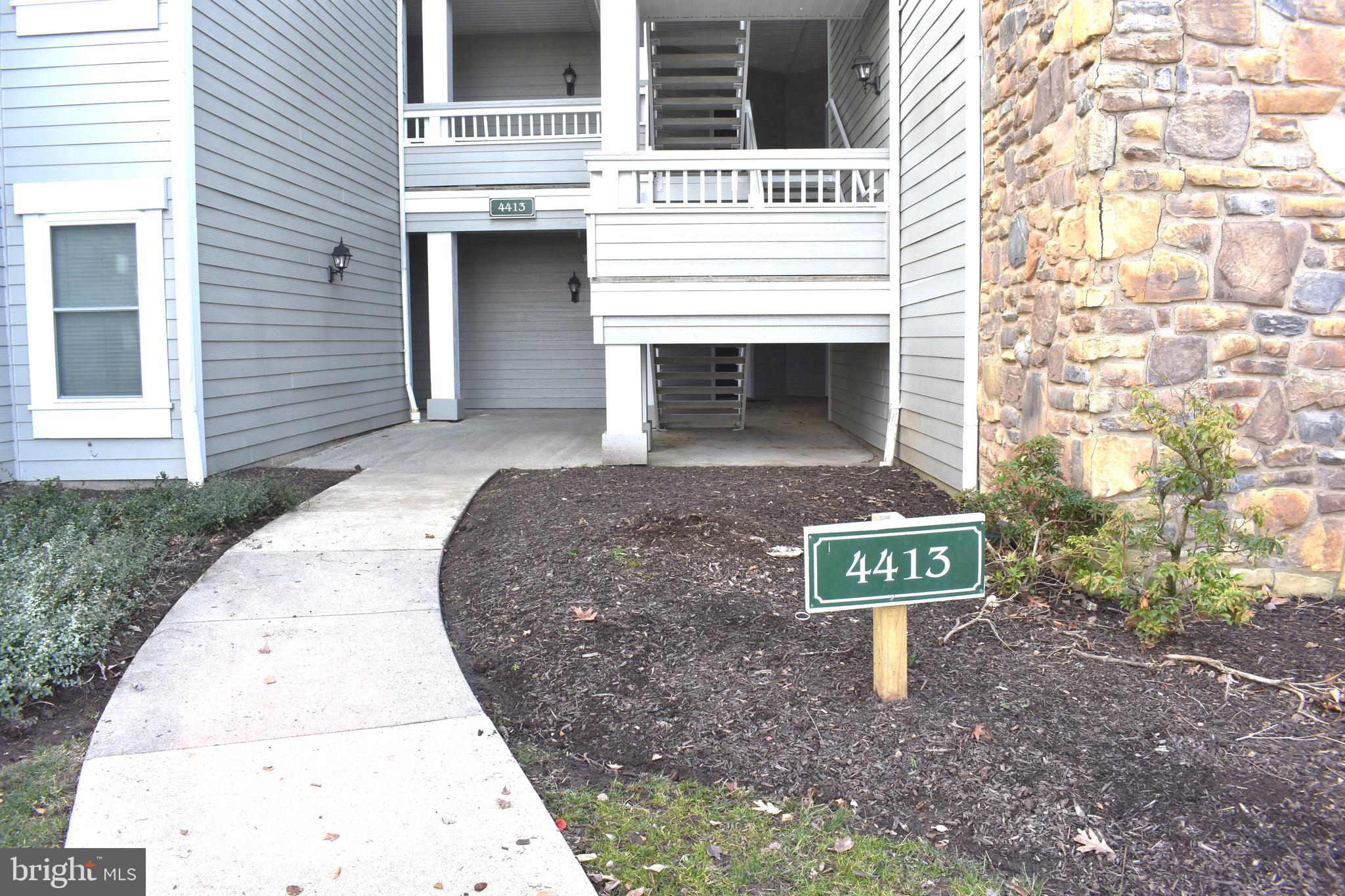 STONECROFT CONDO - Residential Lease