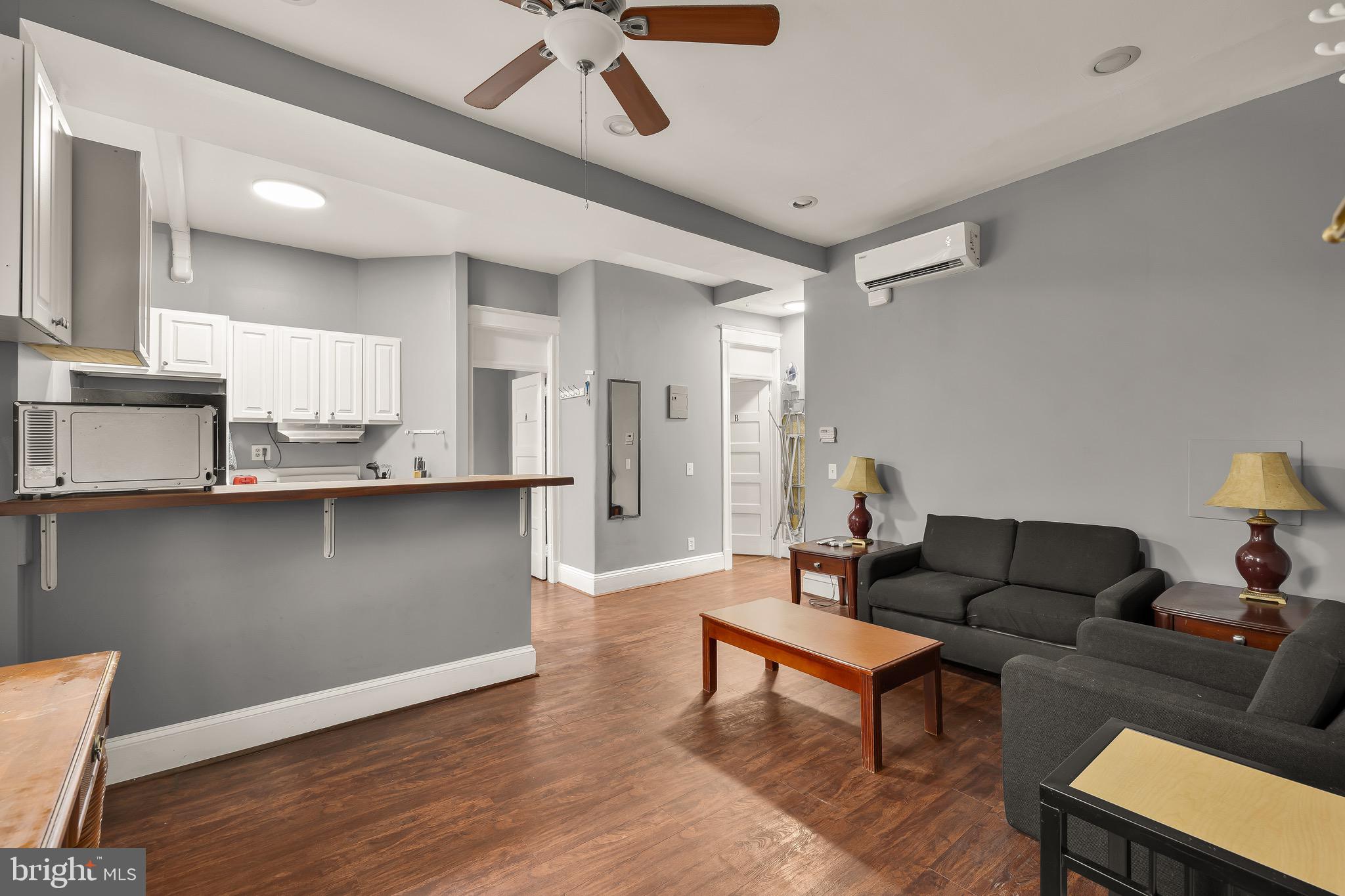 CAPITOL HILL - Residential Income