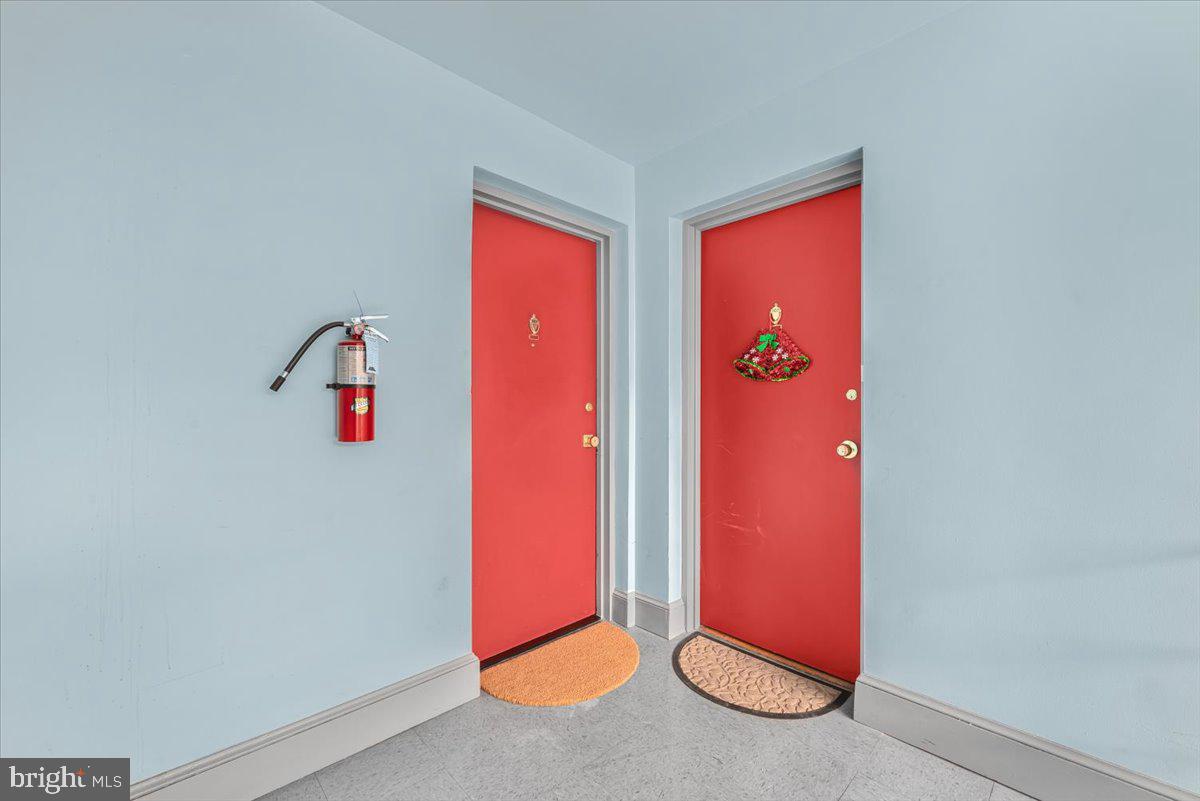 SILVER SPRING - Residential