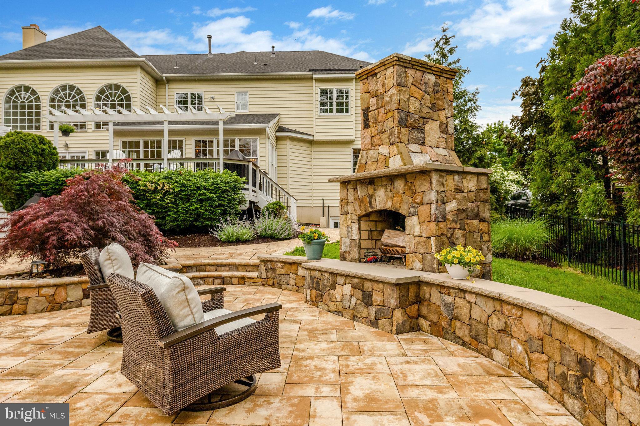 BELMONT COUNTRY CLUB - Residential