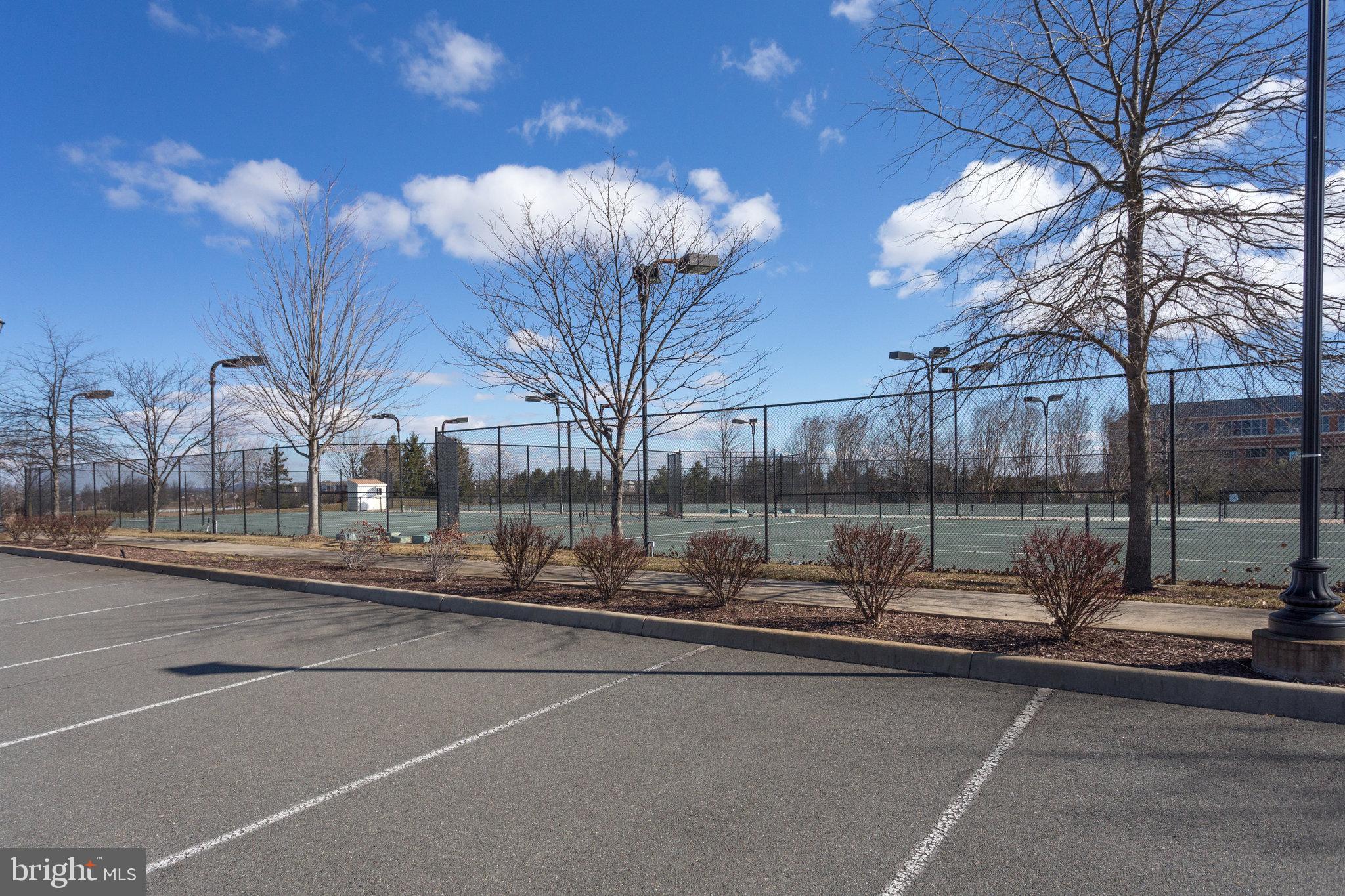 BELMONT COUNTRY CLUB - Residential