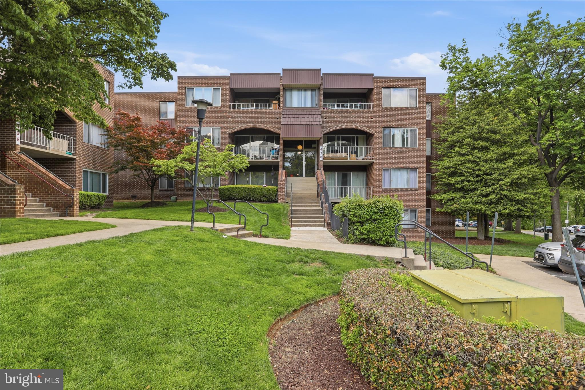 VILLA RIDGE CONDOMINIUM - Residential