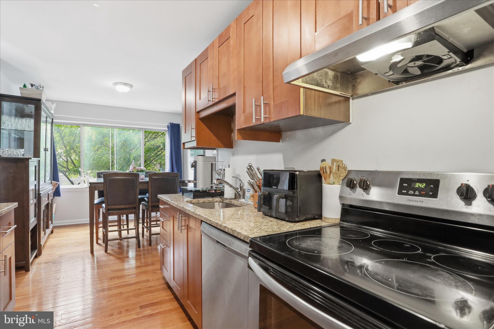 VILLA RIDGE CONDOMINIUM - Residential