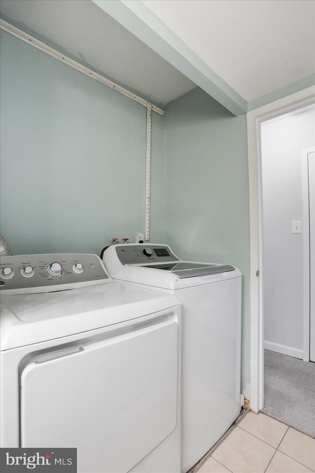 VILLA RIDGE CONDOMINIUM - Residential