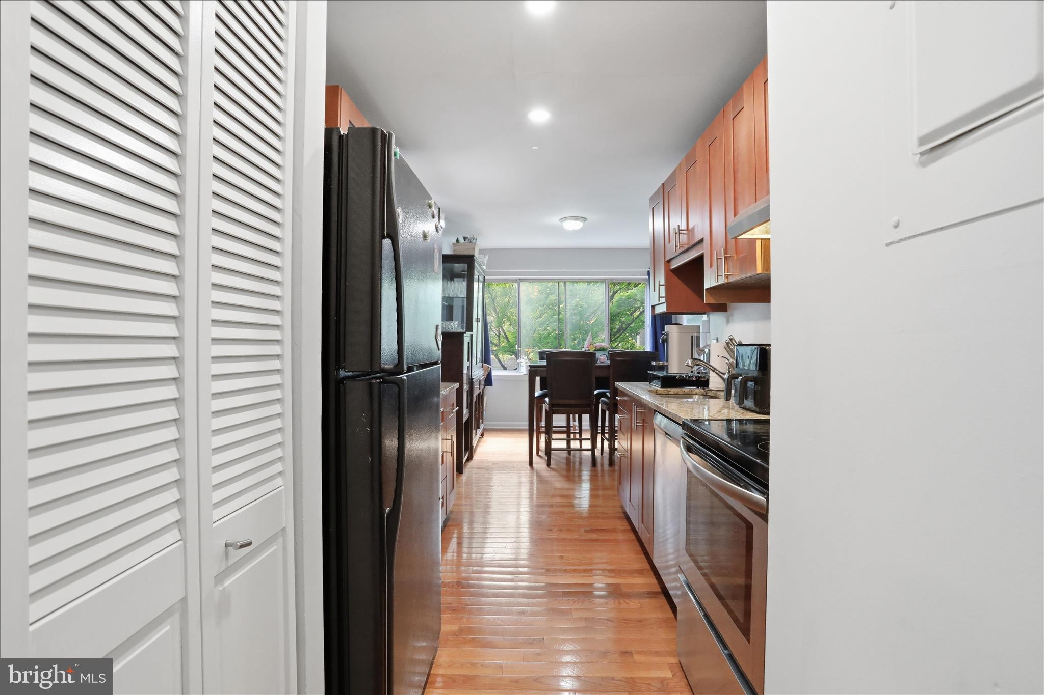 VILLA RIDGE CONDOMINIUM - Residential