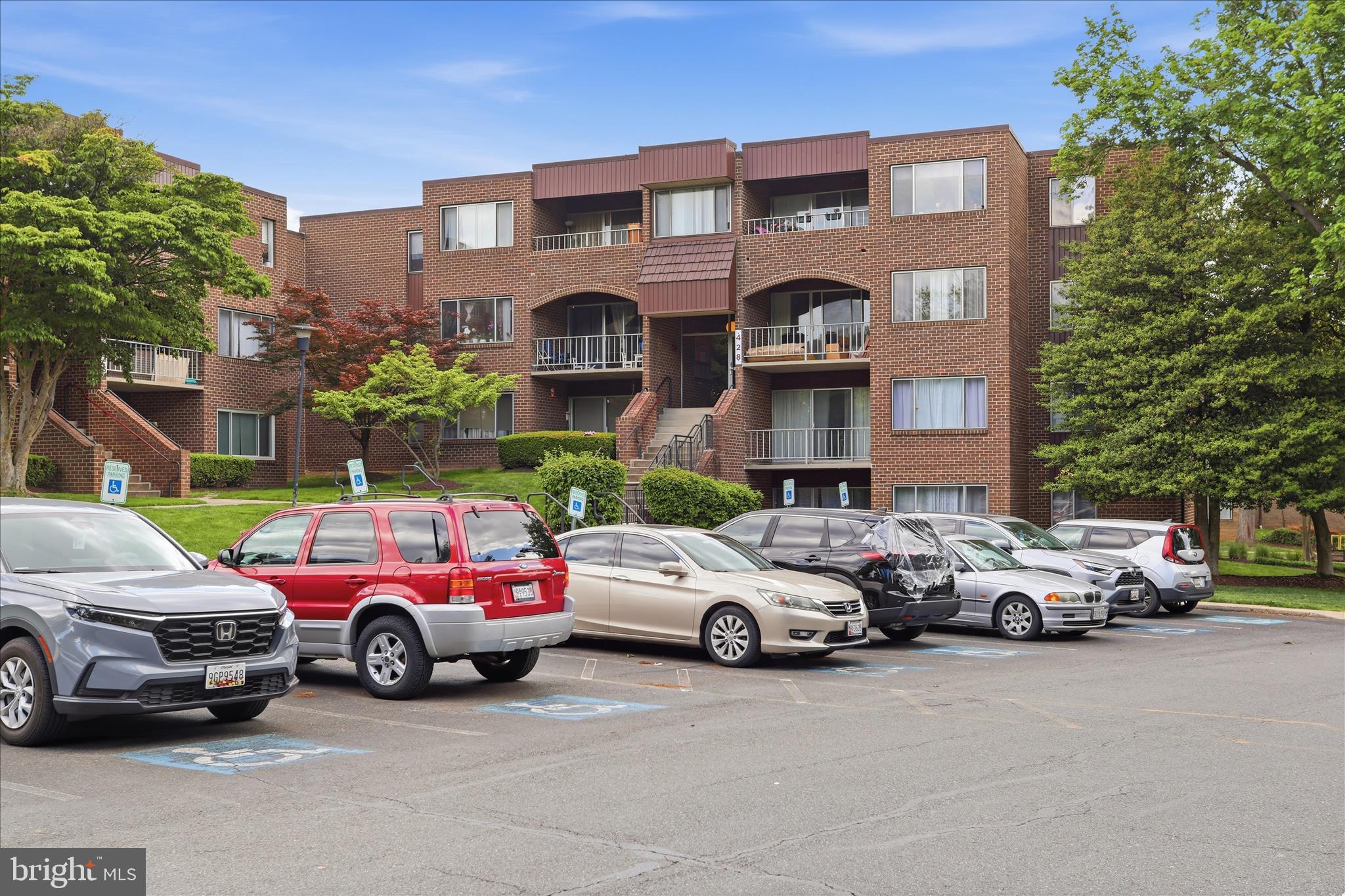 VILLA RIDGE CONDOMINIUM - Residential