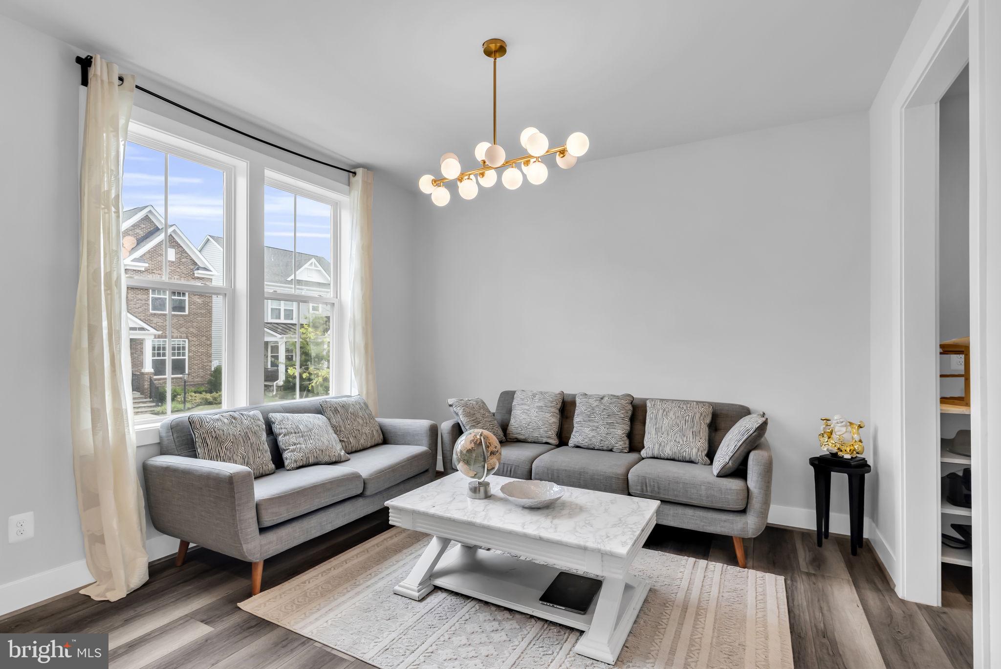 BRAMBLETON LANDBAY - Residential