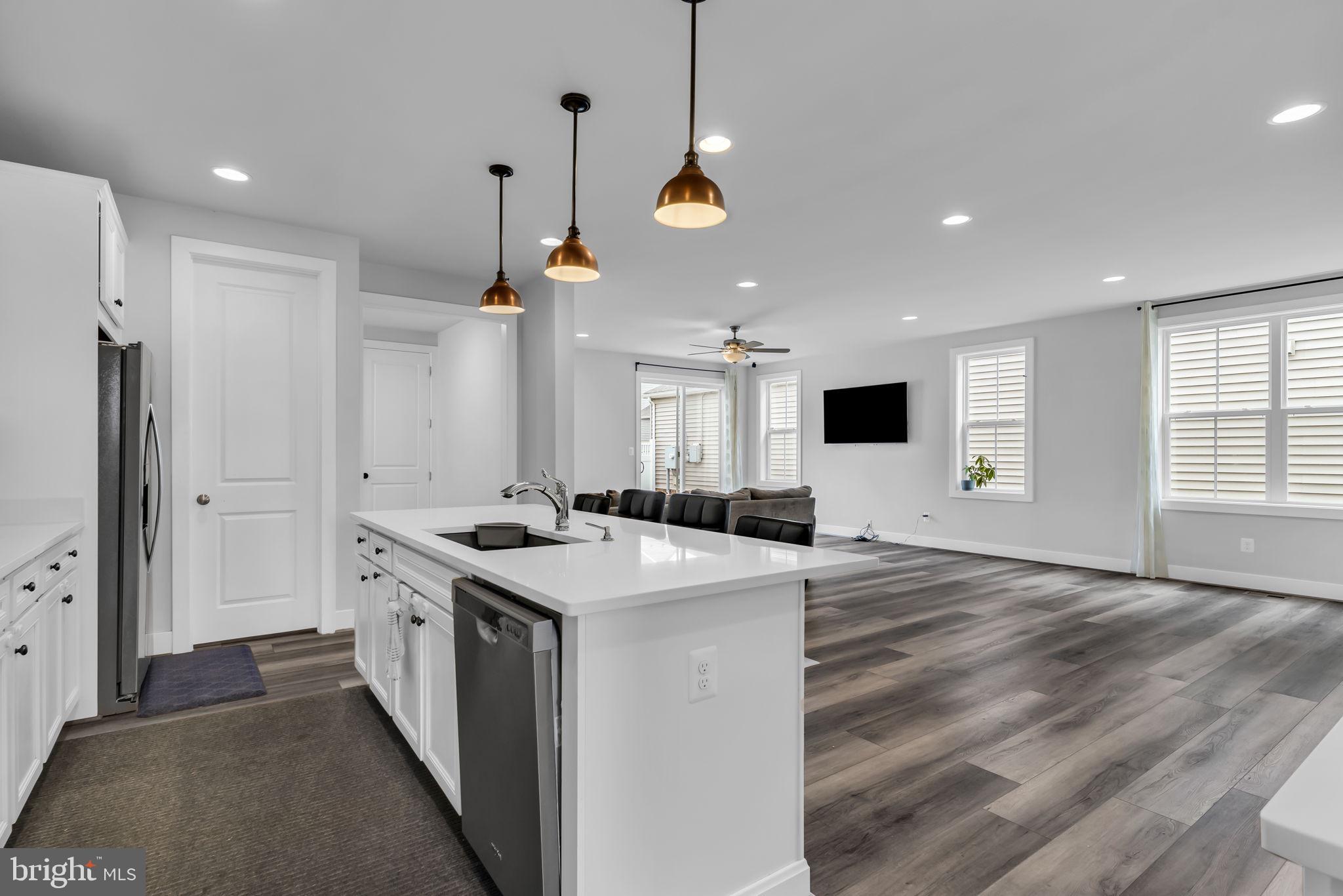 BRAMBLETON LANDBAY - Residential