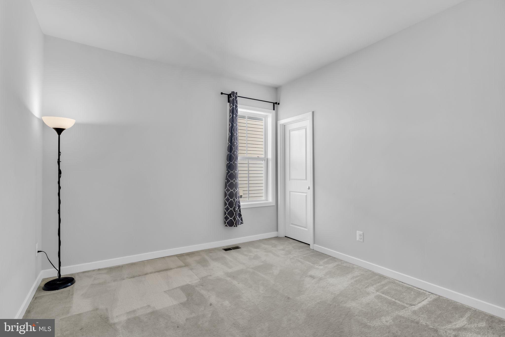 BRAMBLETON LANDBAY - Residential