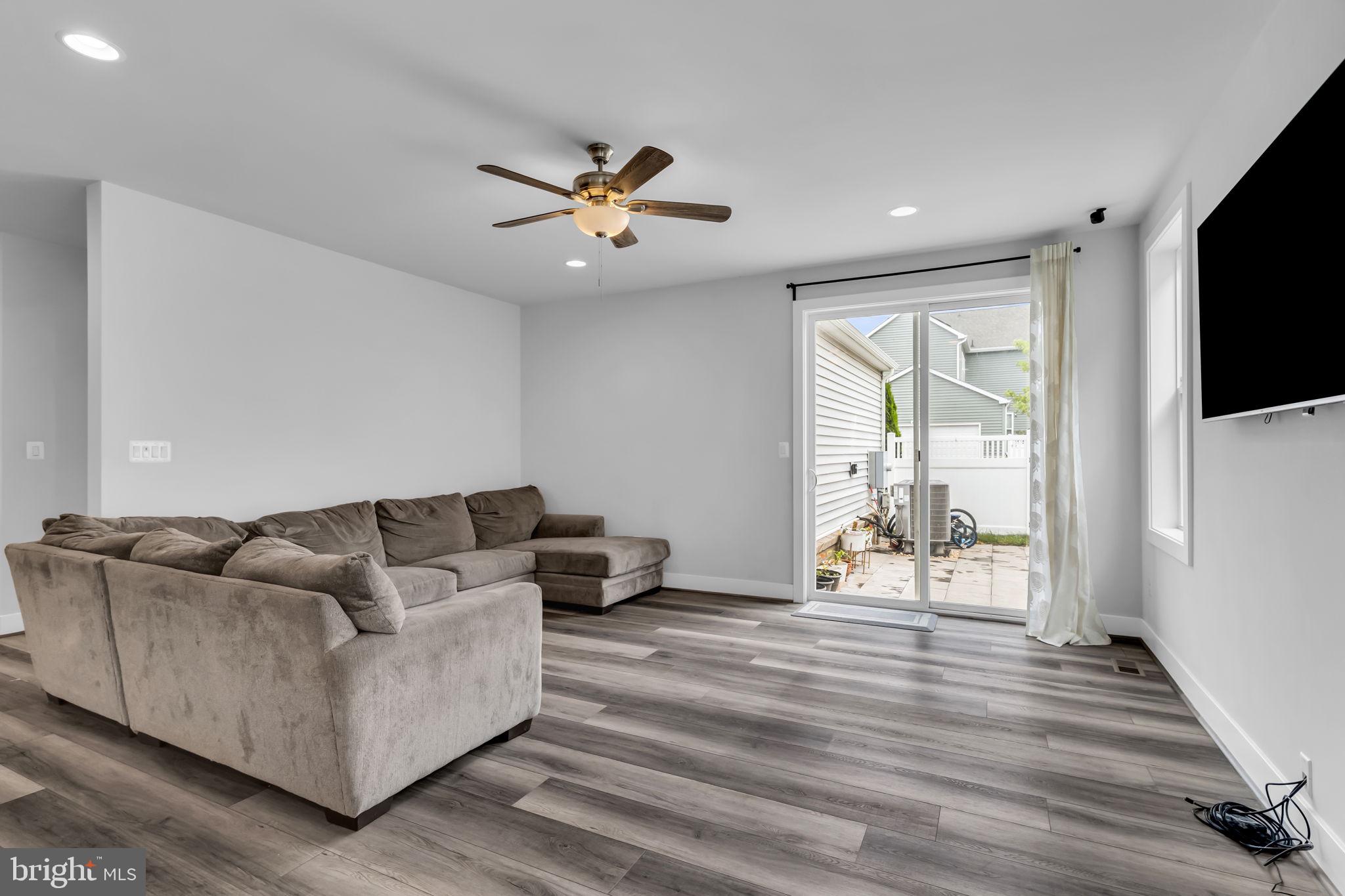 BRAMBLETON LANDBAY - Residential