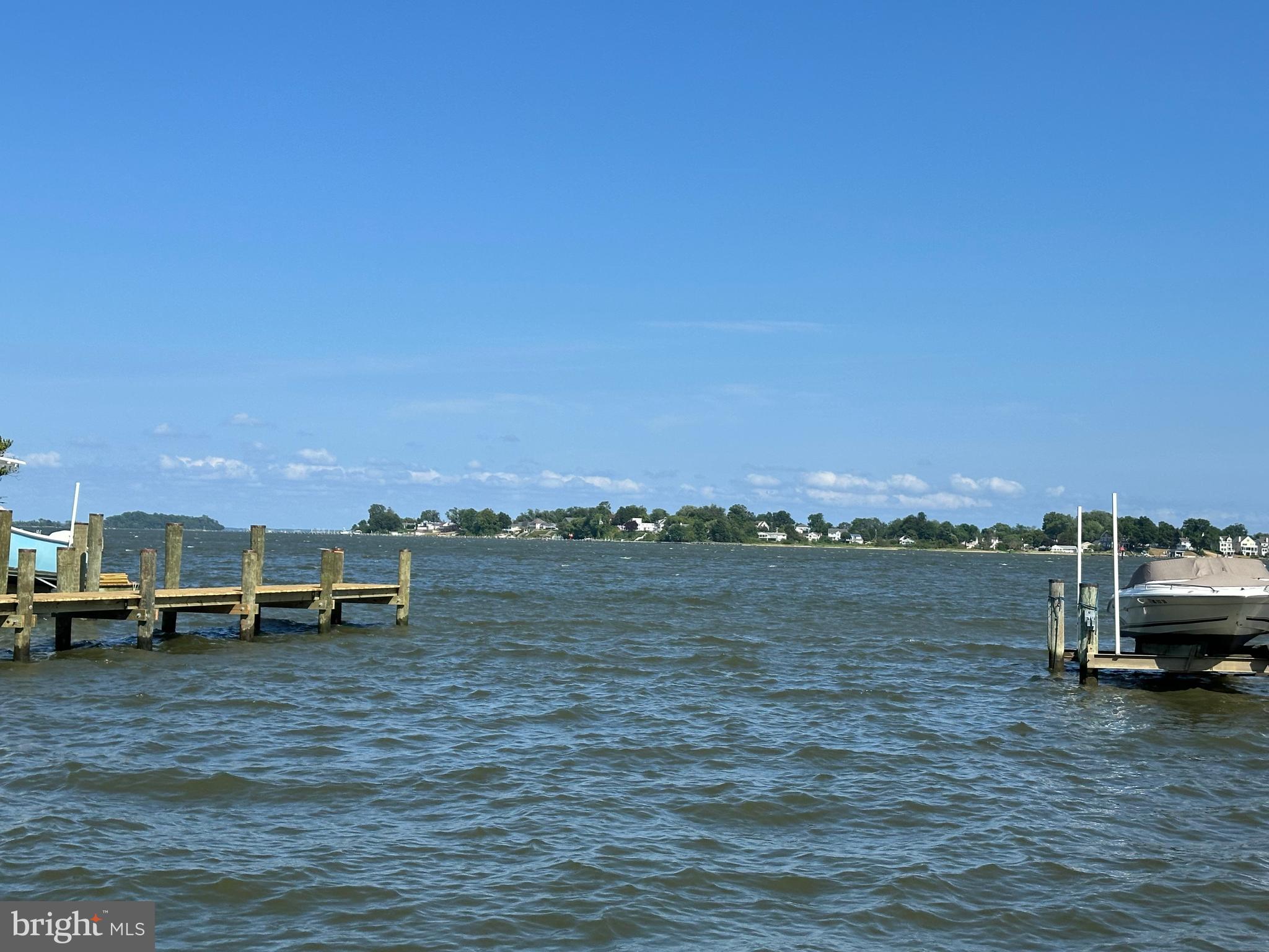 SELBY ON THE BAY - Residential