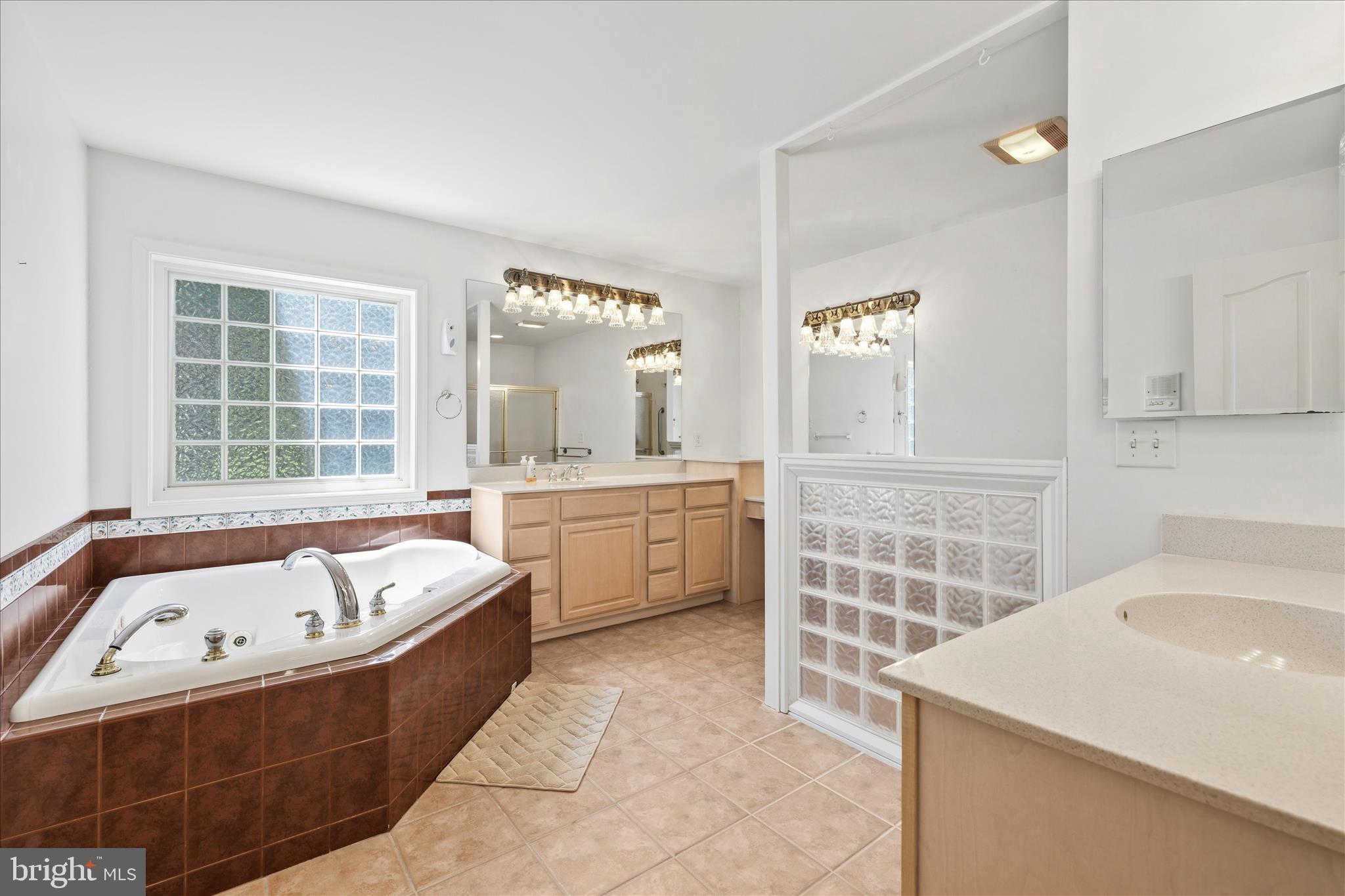 KINGS CREEK CC - Residential