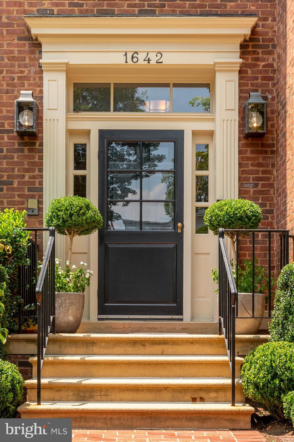 GEORGETOWN - Residential