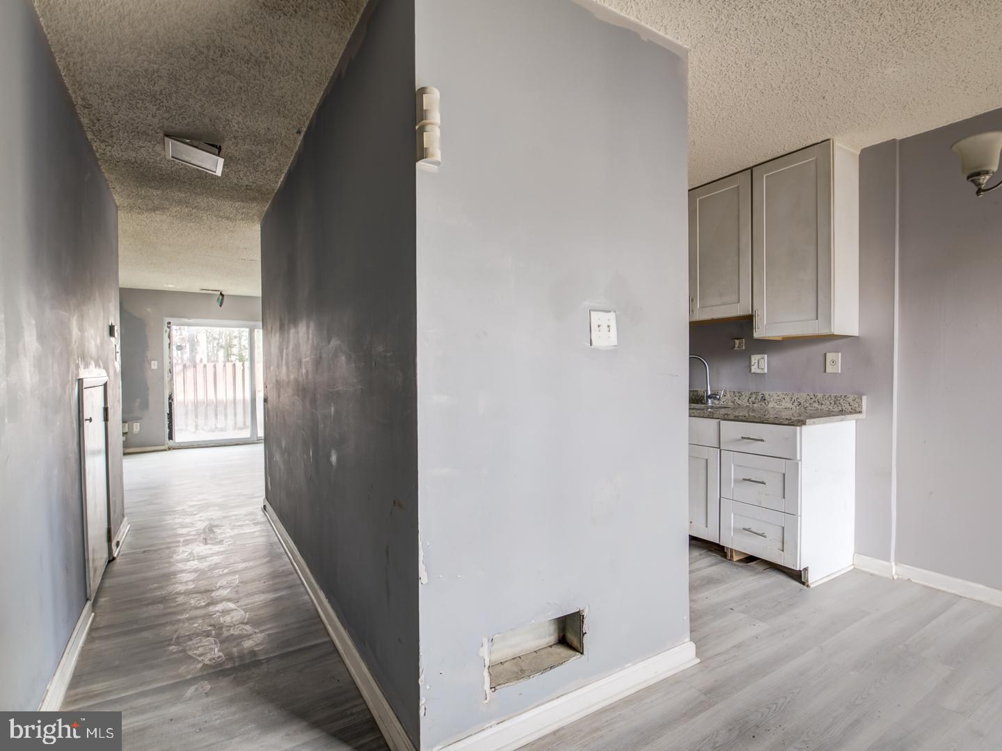 SOUTHGATE - Residential