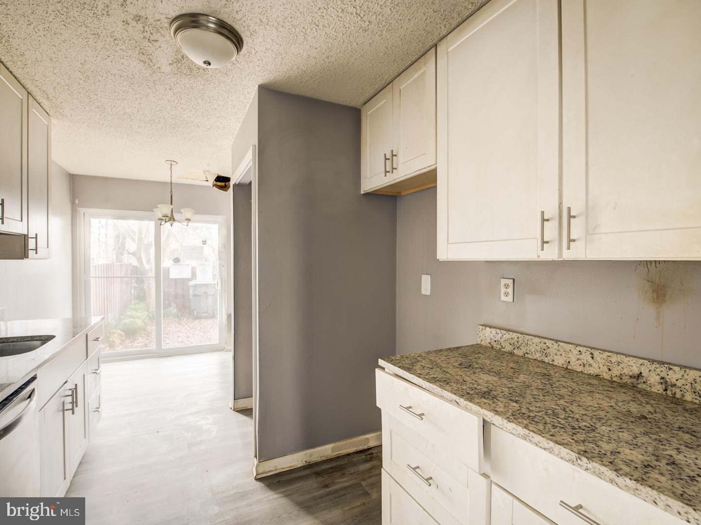 SOUTHGATE - Residential