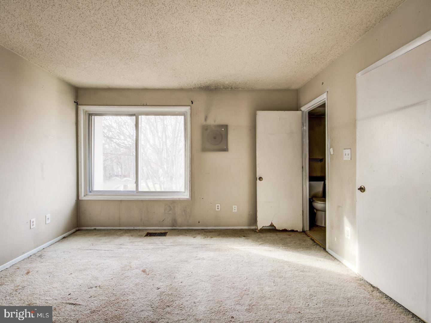 SOUTHGATE - Residential