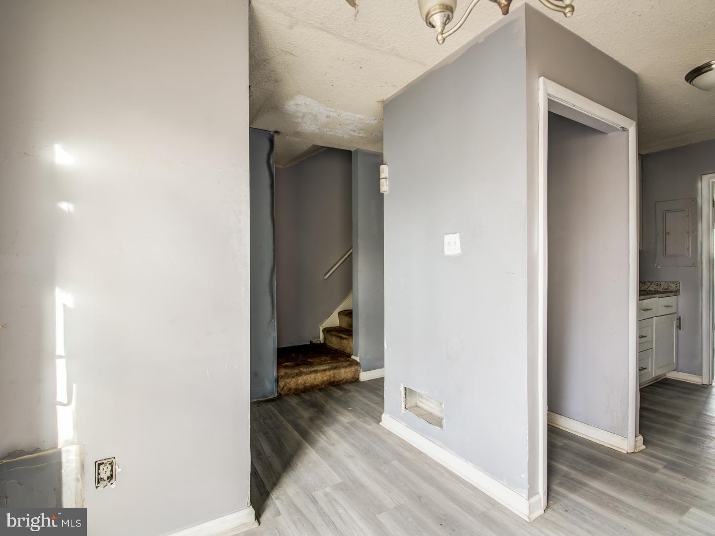 SOUTHGATE - Residential