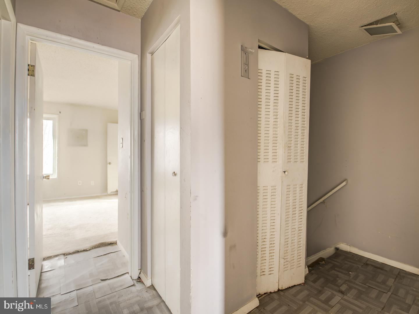 SOUTHGATE - Residential