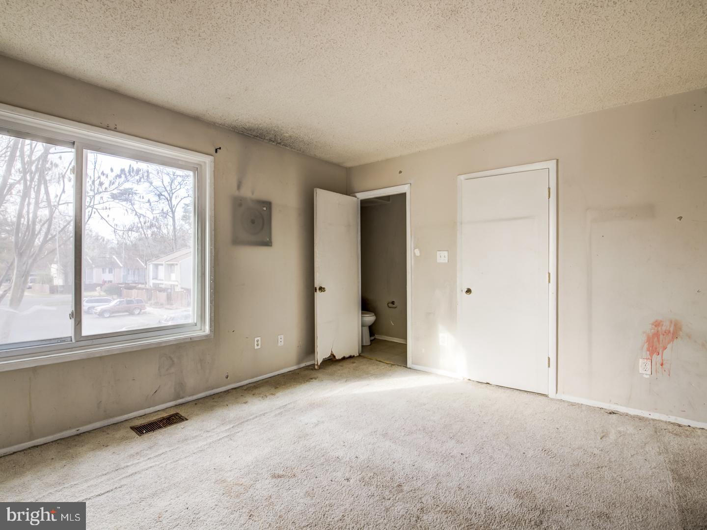 SOUTHGATE - Residential