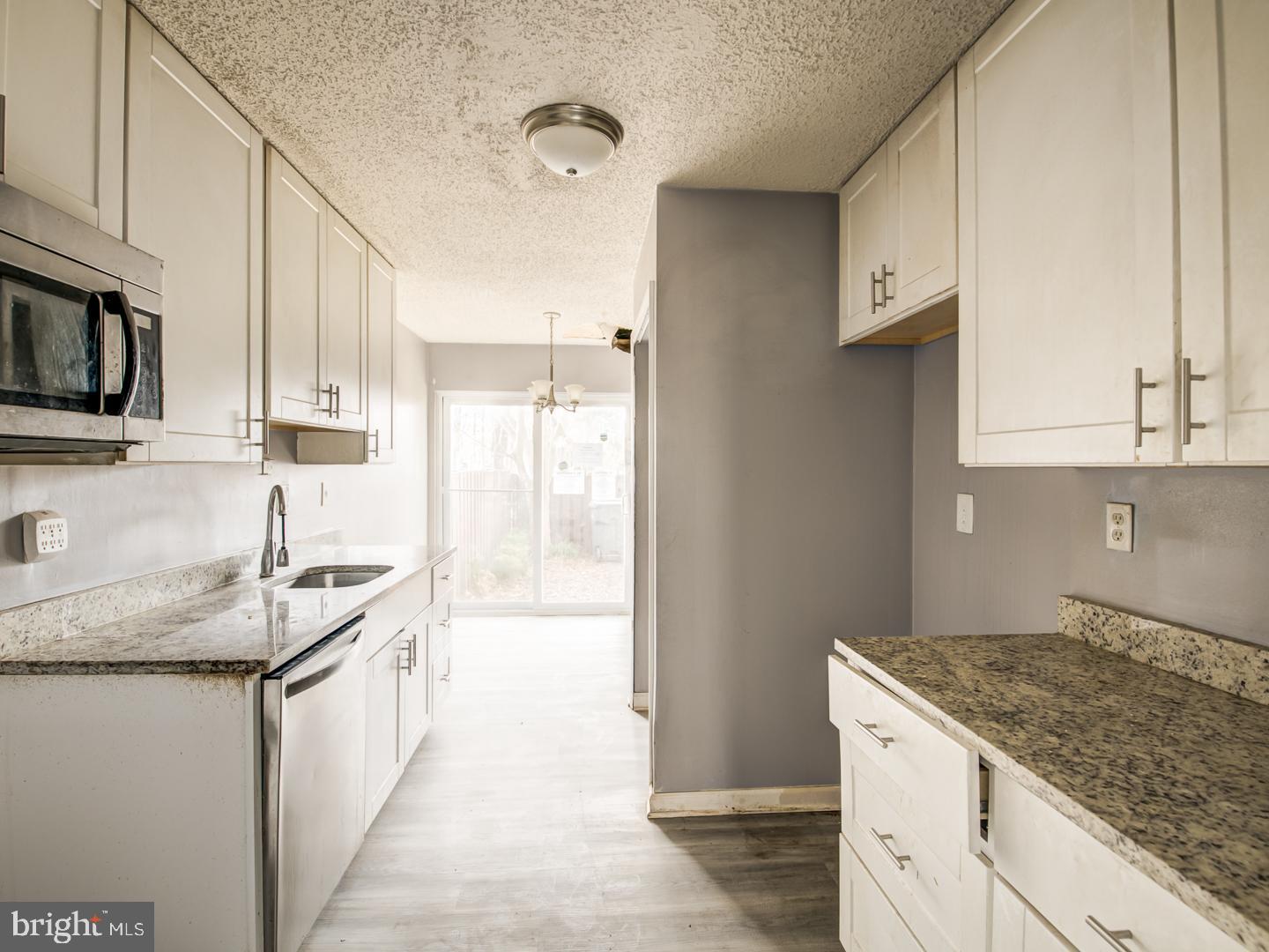 SOUTHGATE - Residential