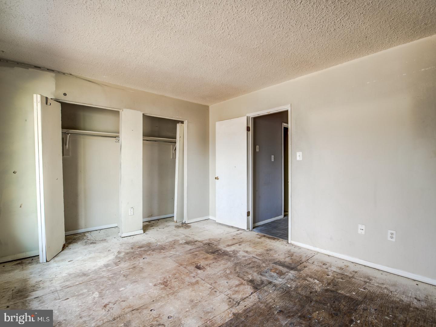 SOUTHGATE - Residential