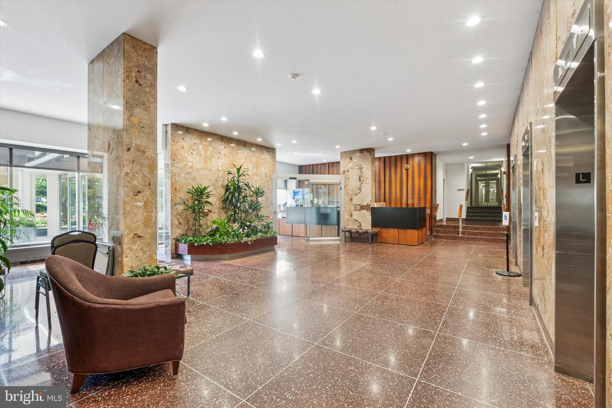 RIVER PARK - Residential