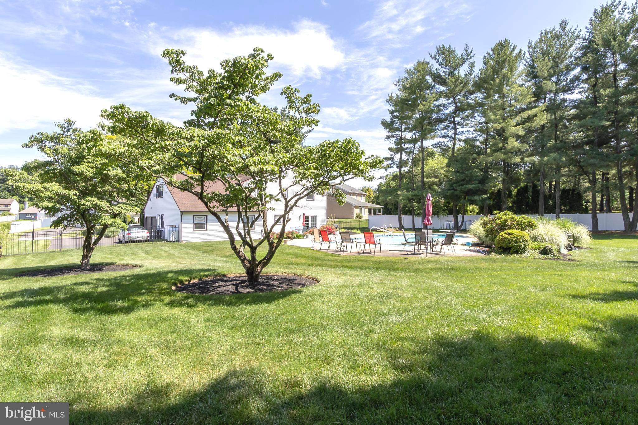 HAMPTONTOWNE - Residential