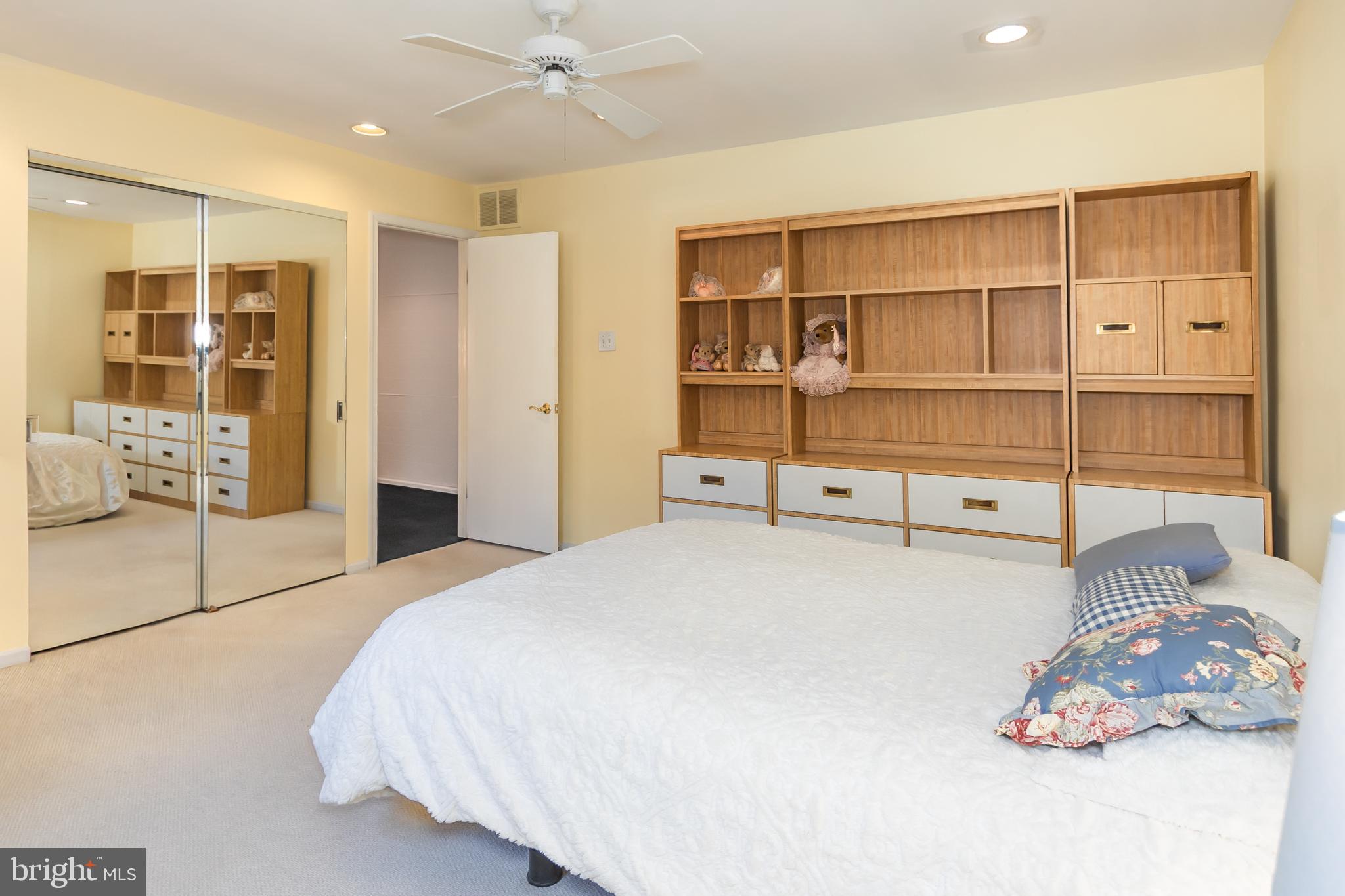 HAMPTONTOWNE - Residential
