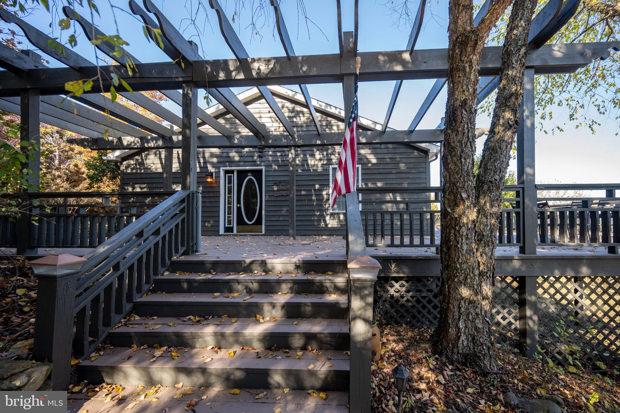 CHESTNUT GROVE - Residential