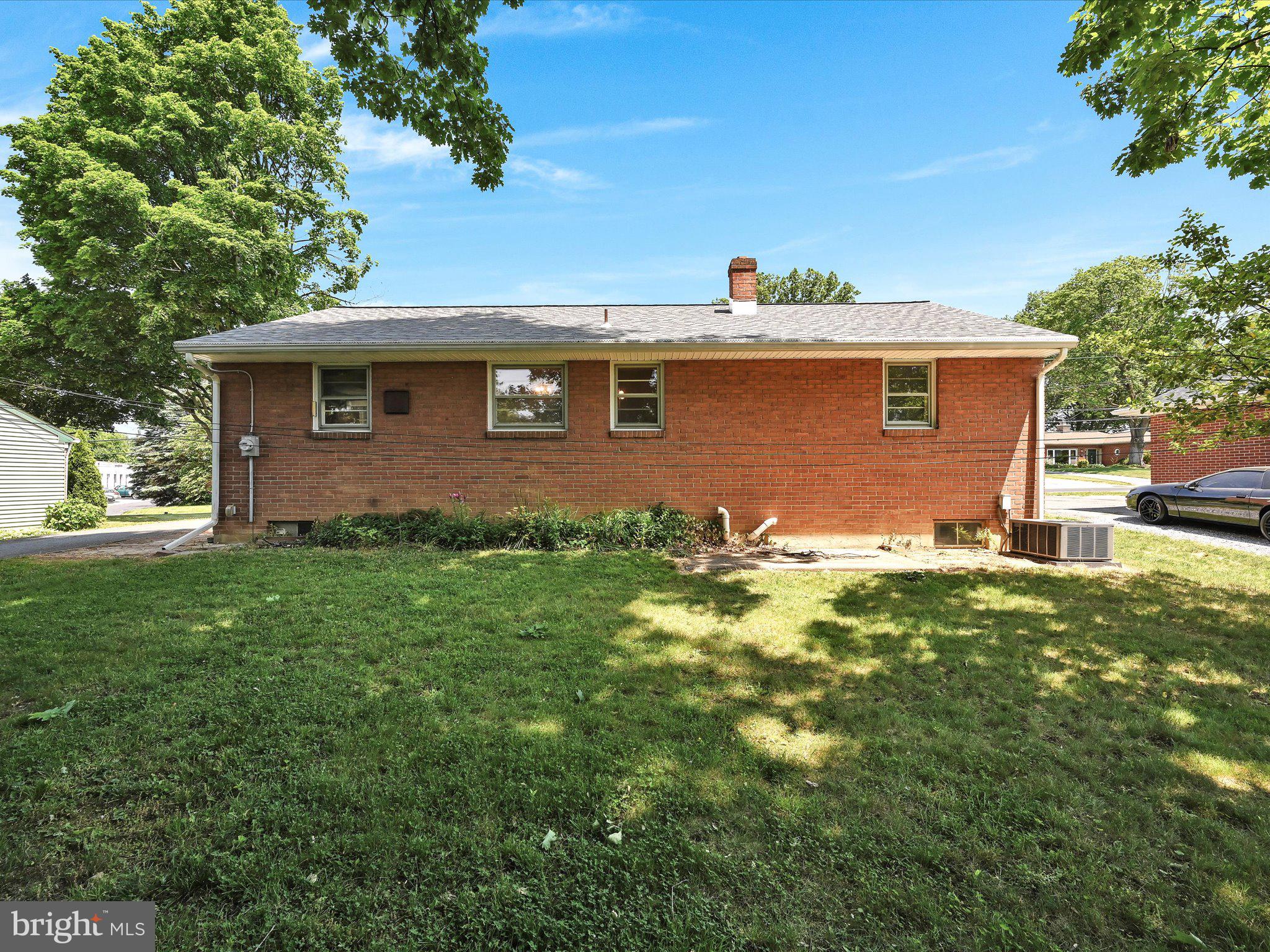 MANOR TWP - Residential