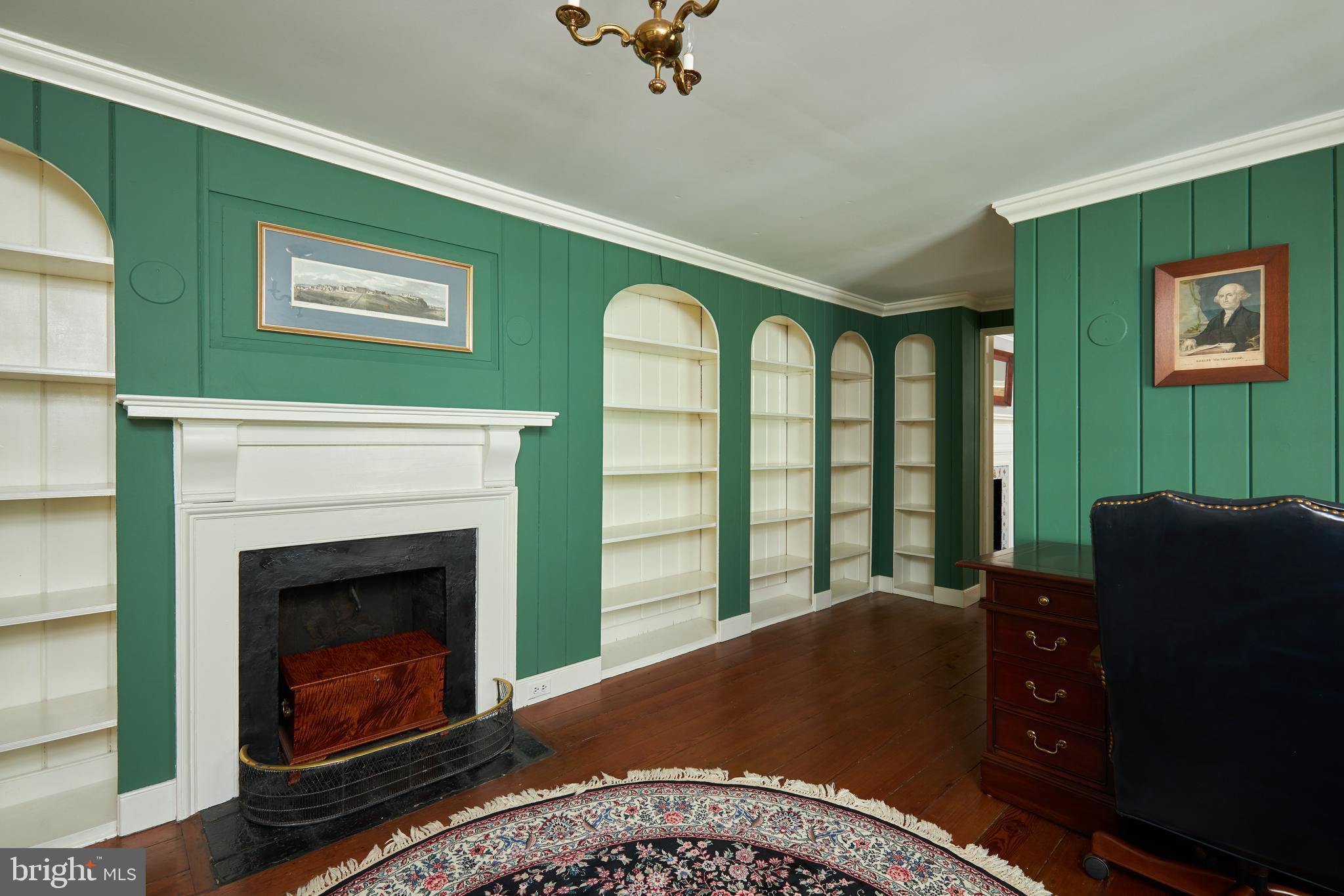 OLD TOWN ALEXANDRIA - Residential