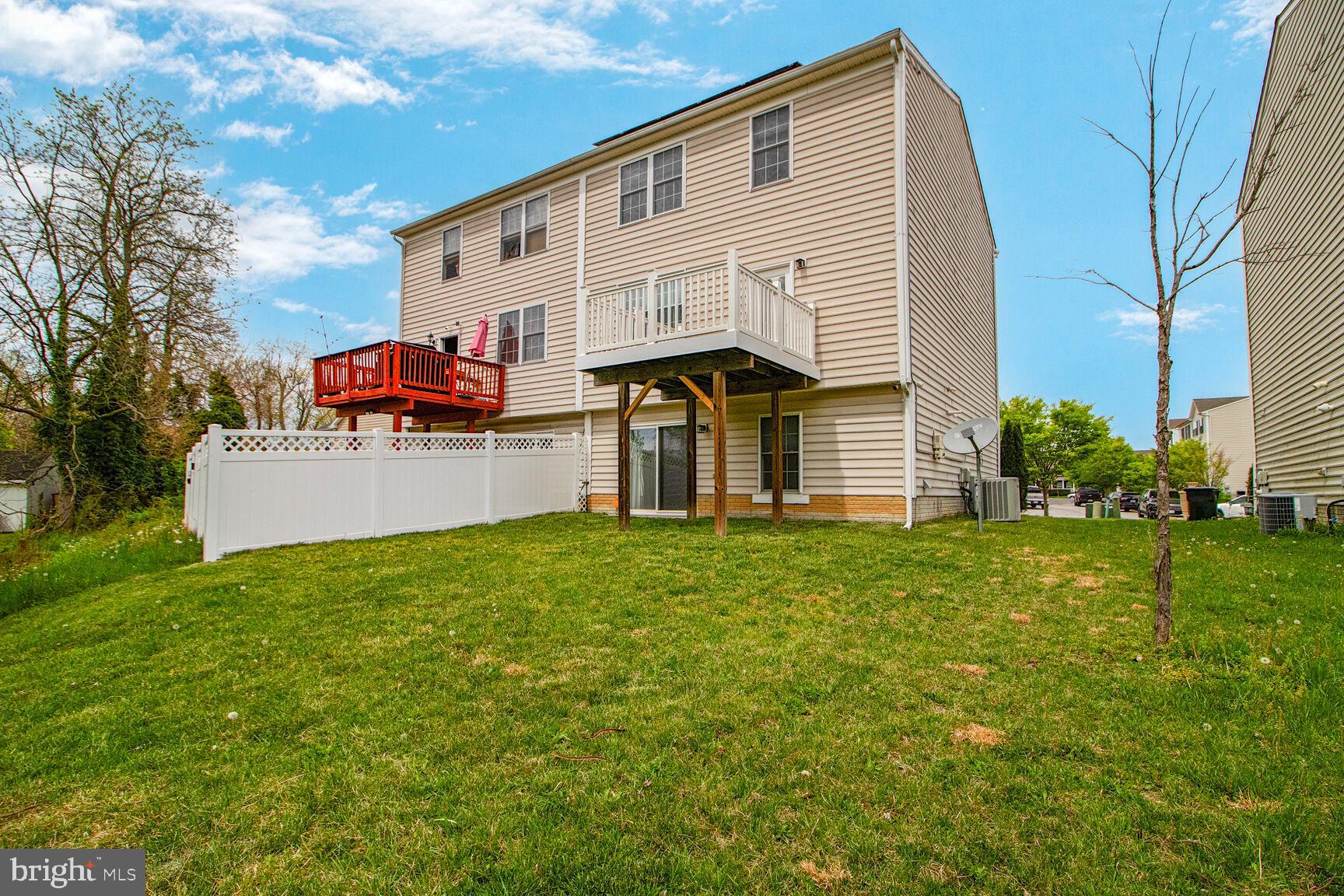 KARENDALE PLACE - Residential