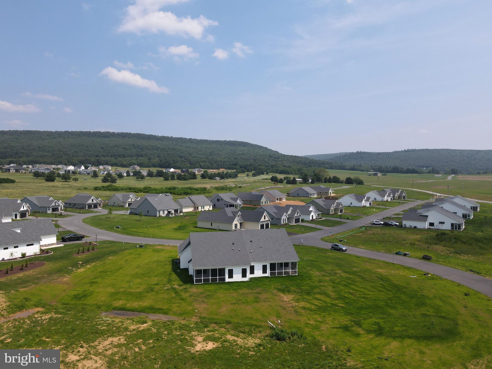 PENN NATIONAL GOLF COURSE COMMUNITY - Residential