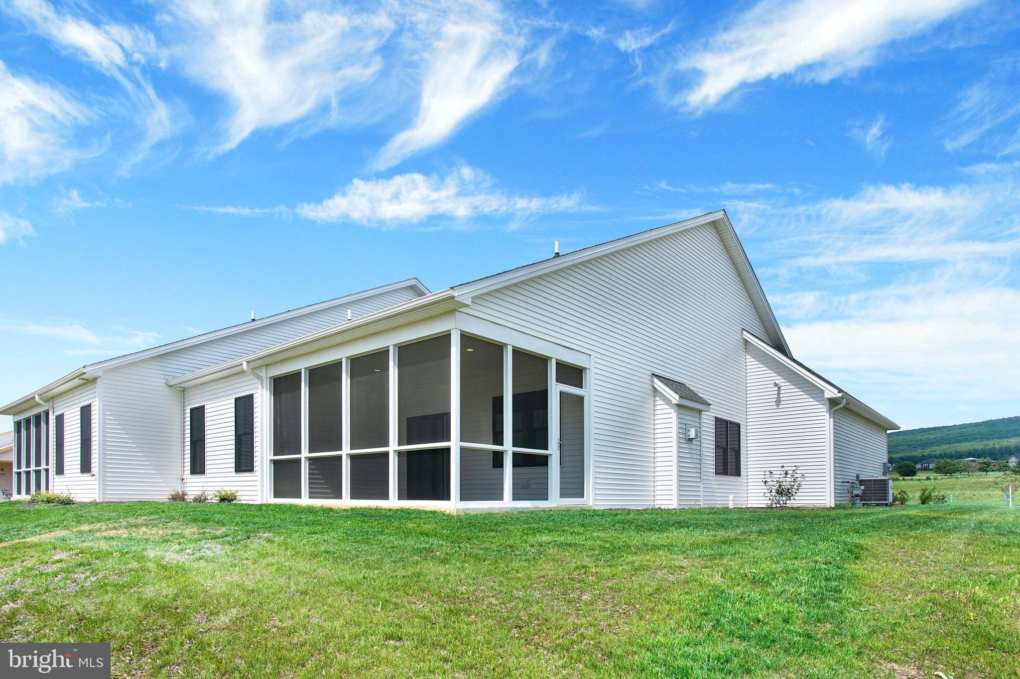 PENN NATIONAL GOLF COURSE COMMUNITY - Residential