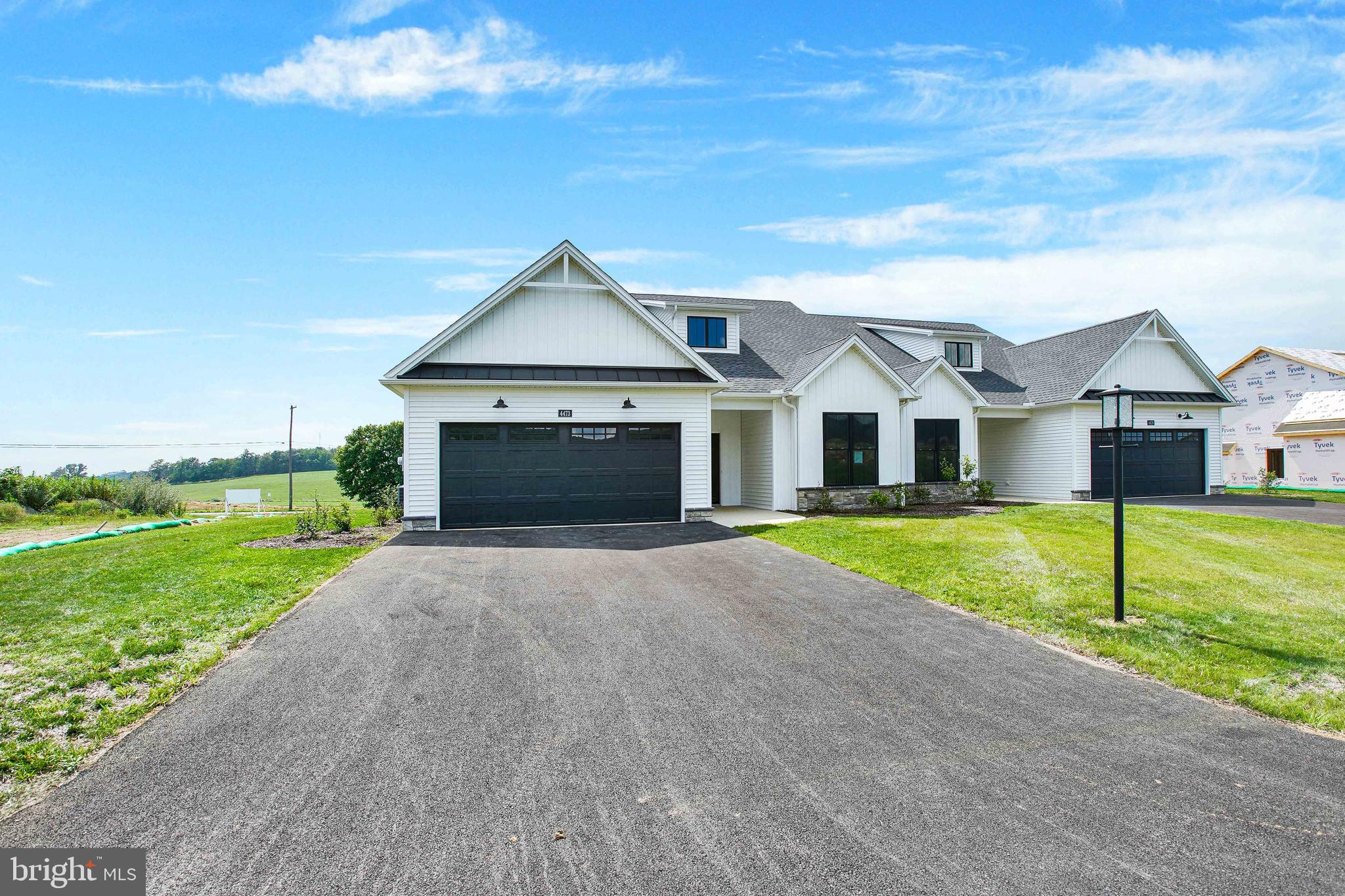 PENN NATIONAL GOLF COURSE COMMUNITY - Residential