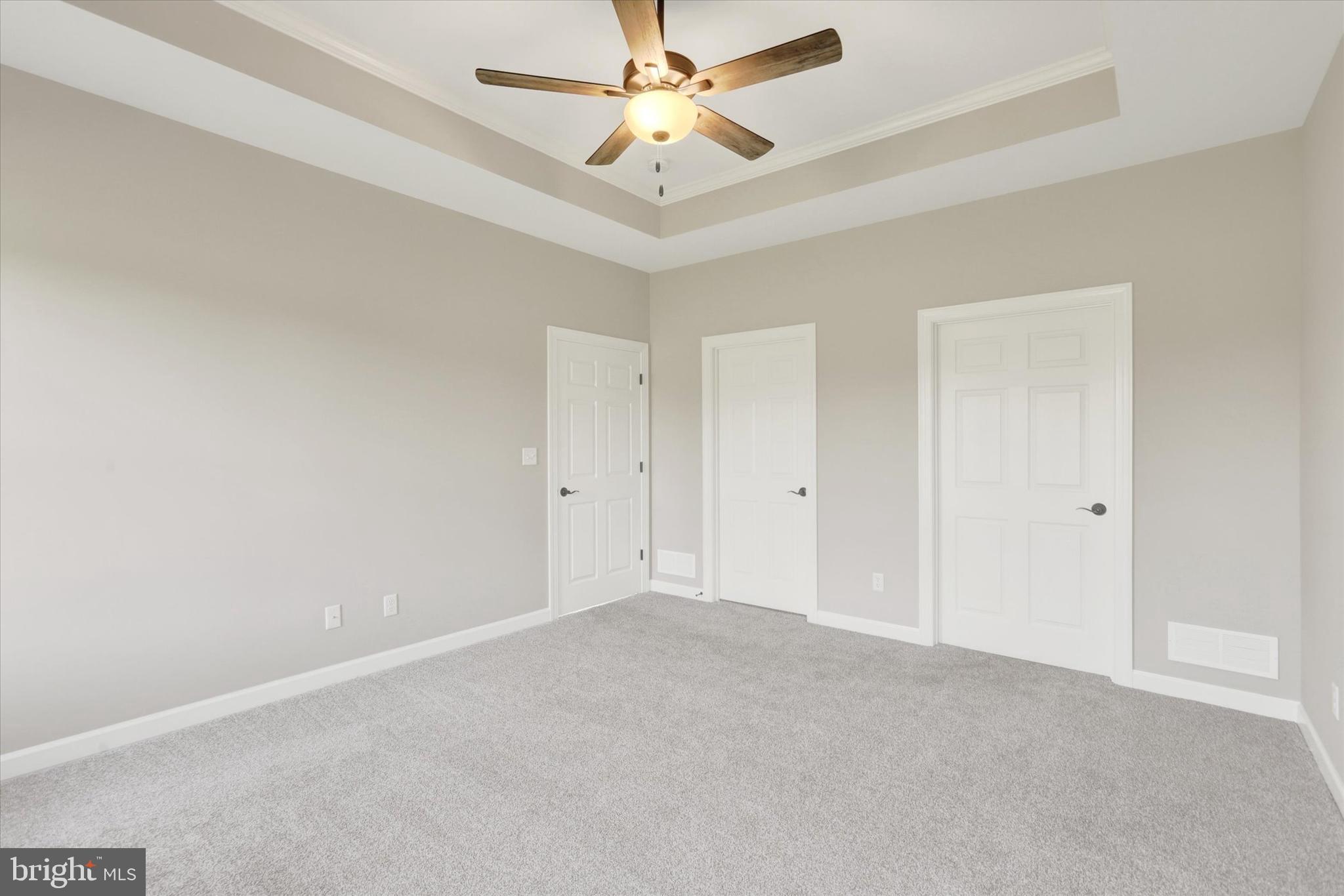 PENN NATIONAL GOLF COURSE COMMUNITY - Residential