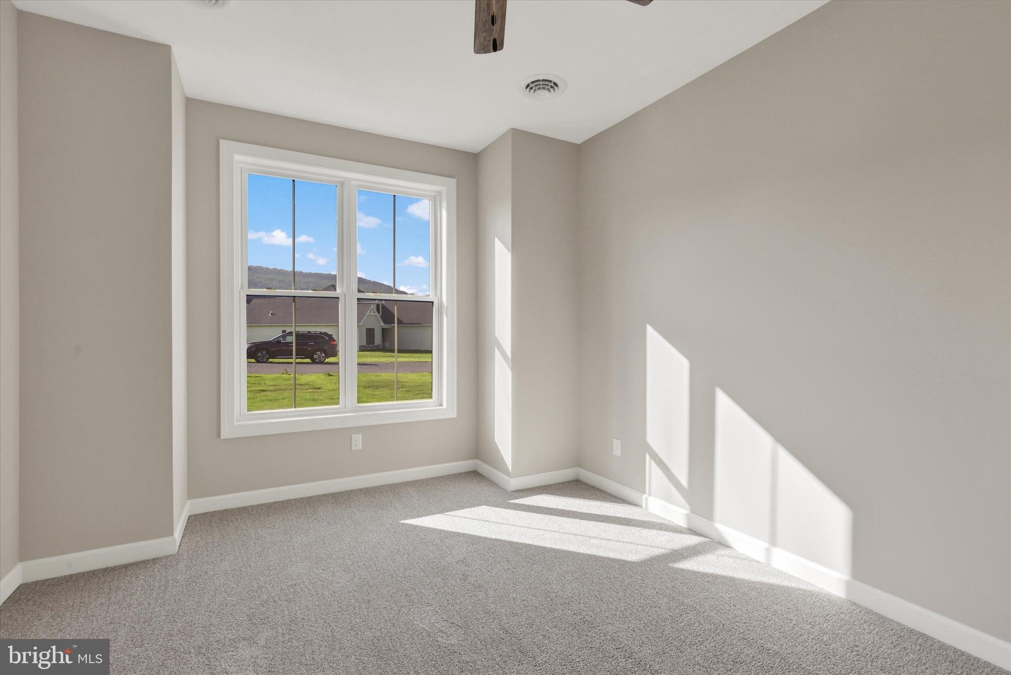 PENN NATIONAL GOLF COURSE COMMUNITY - Residential